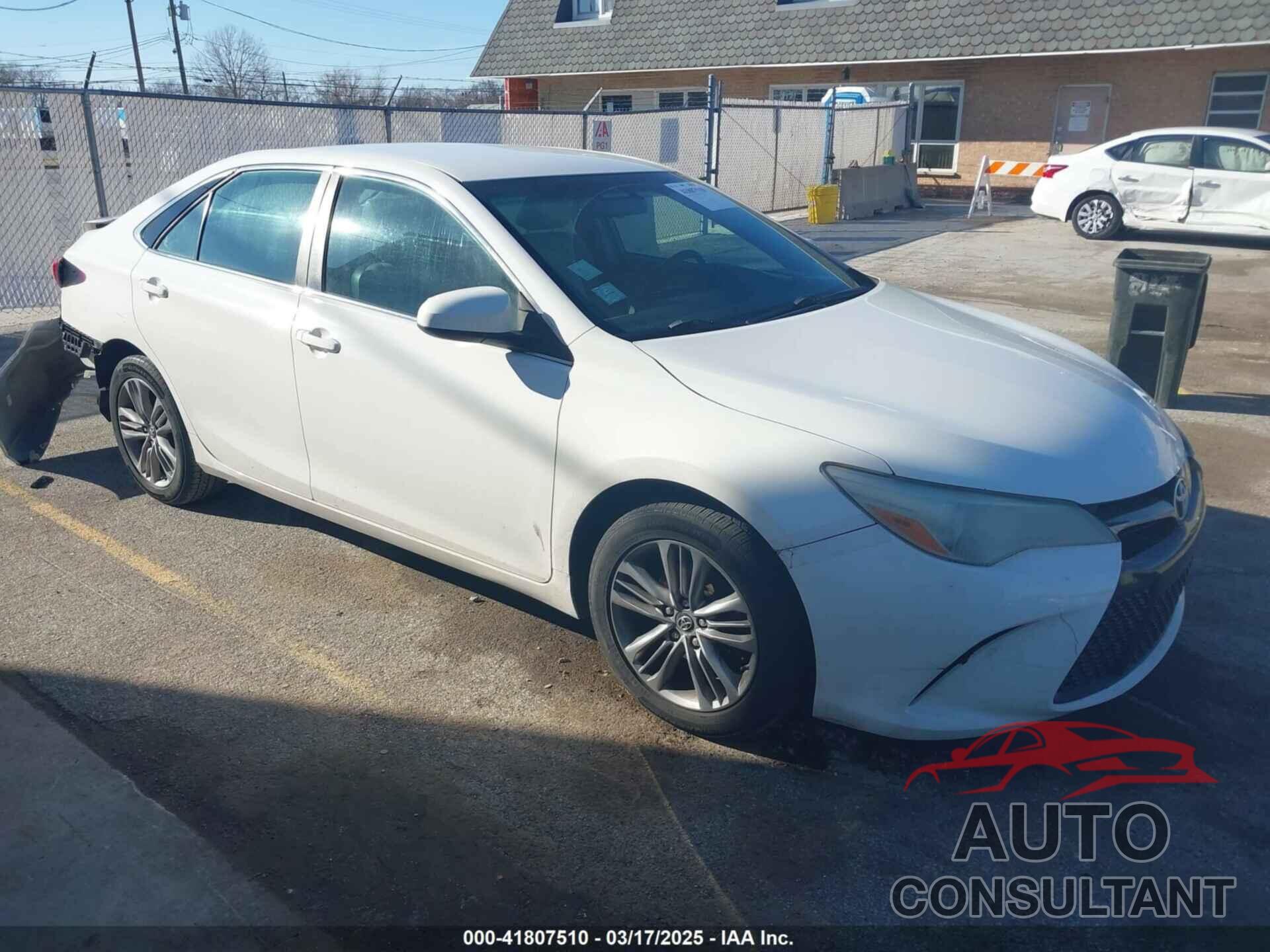 TOYOTA CAMRY 2017 - 4T1BF1FK2HU749596