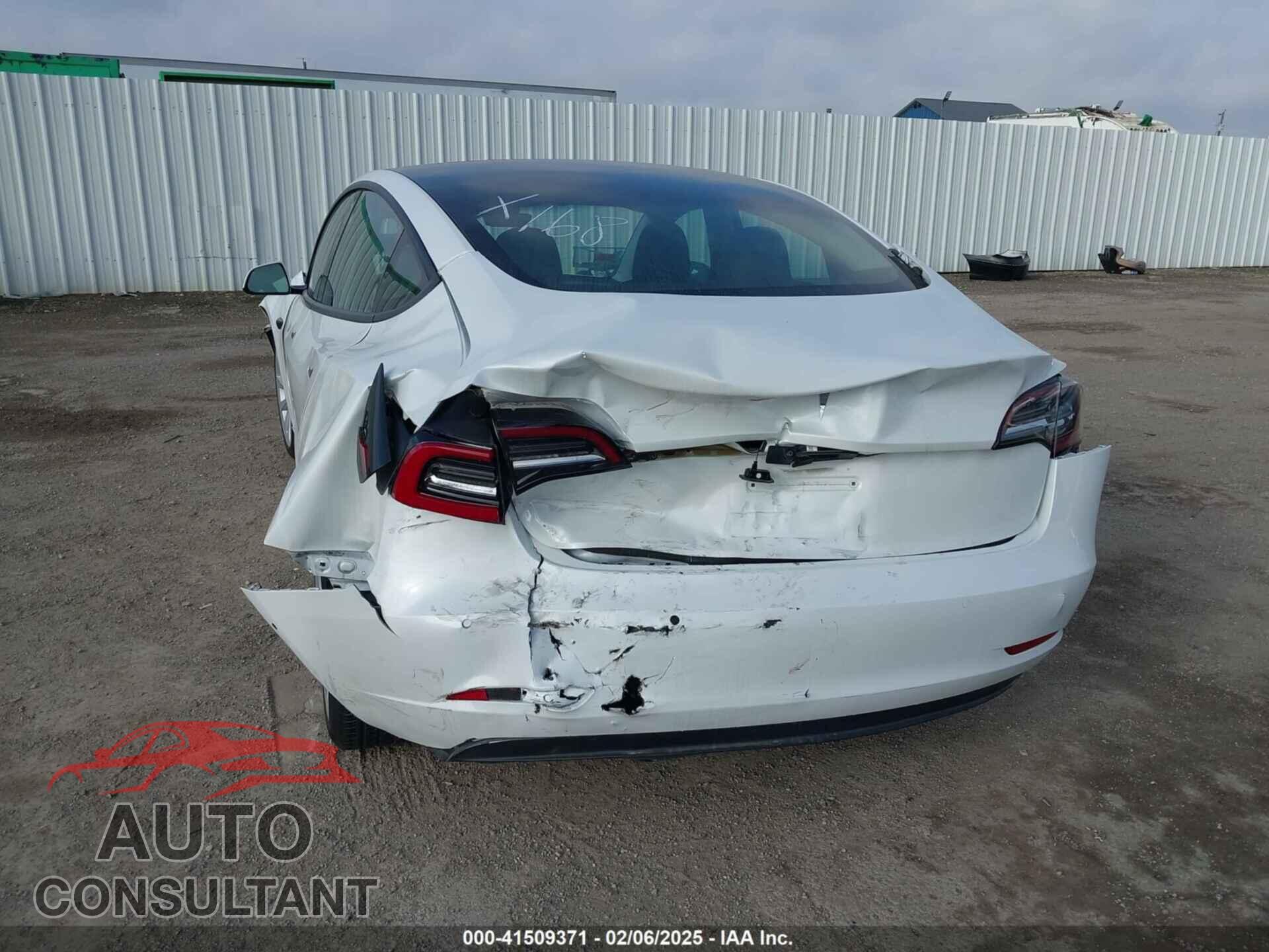 TESLA MODEL 3 2021 - 5YJ3E1EA3MF920833