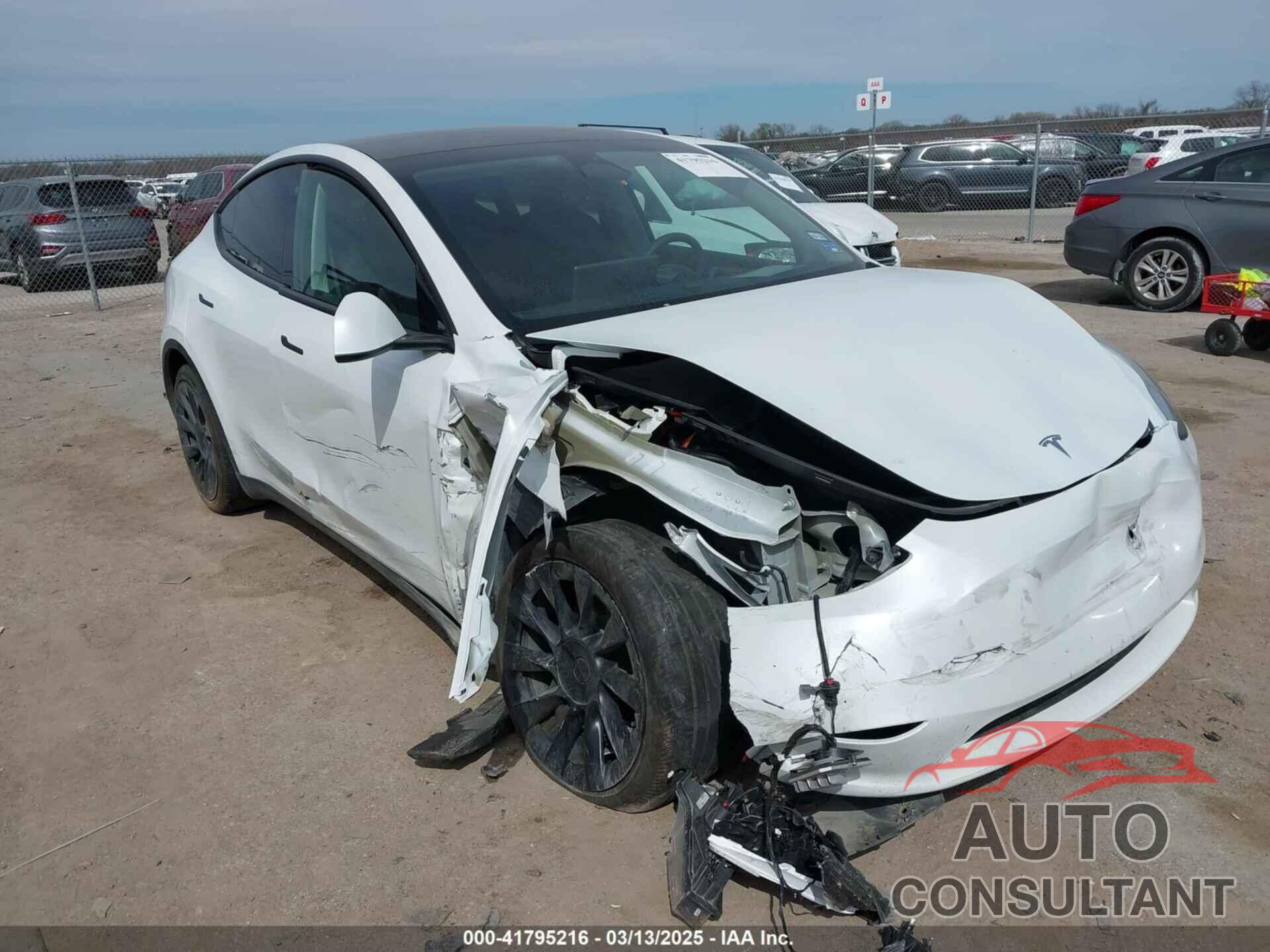TESLA MODEL Y 2023 - 7SAYGDEE3PA072042