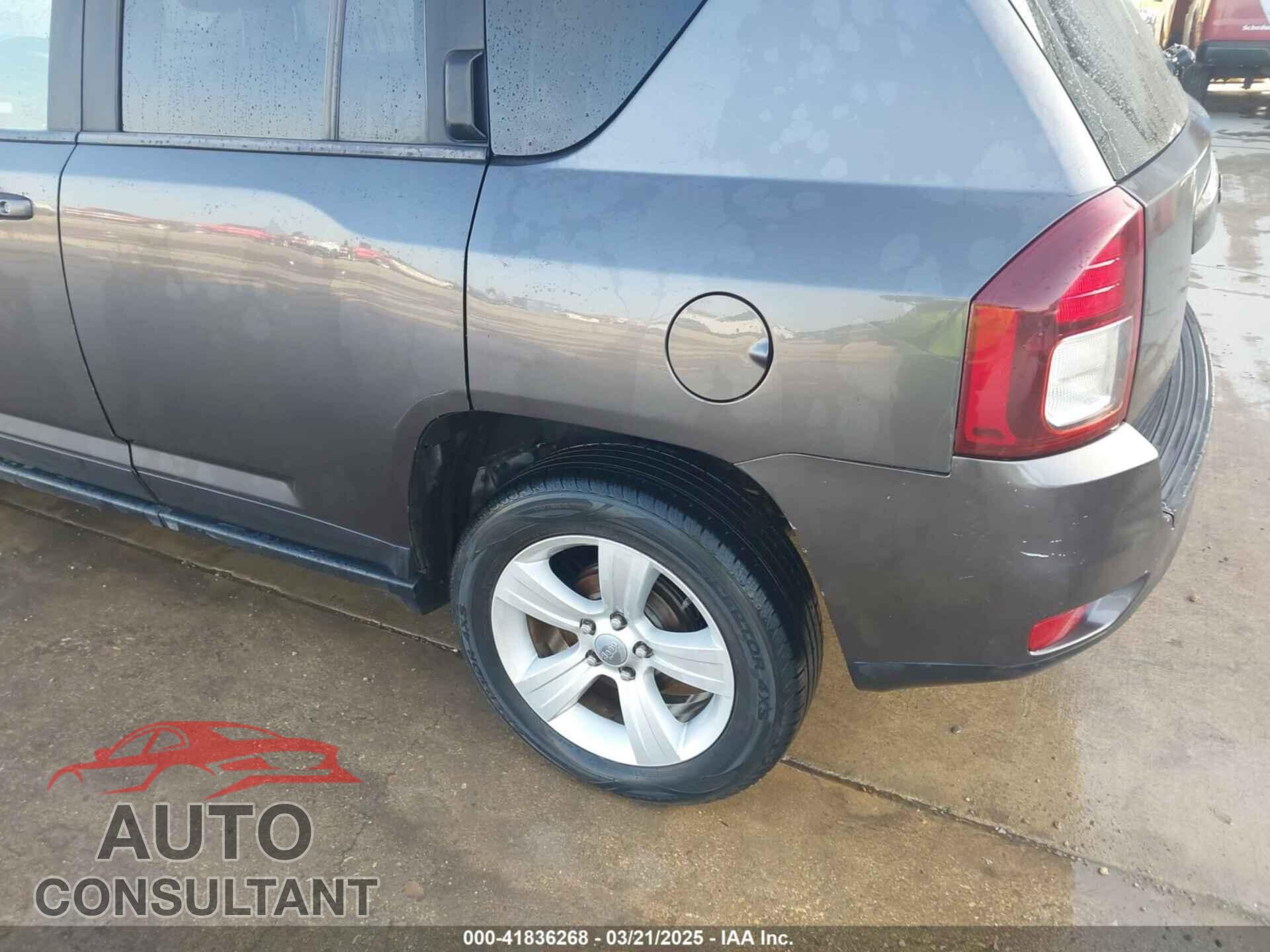 JEEP COMPASS 2015 - 1C4NJCEB7FD192016
