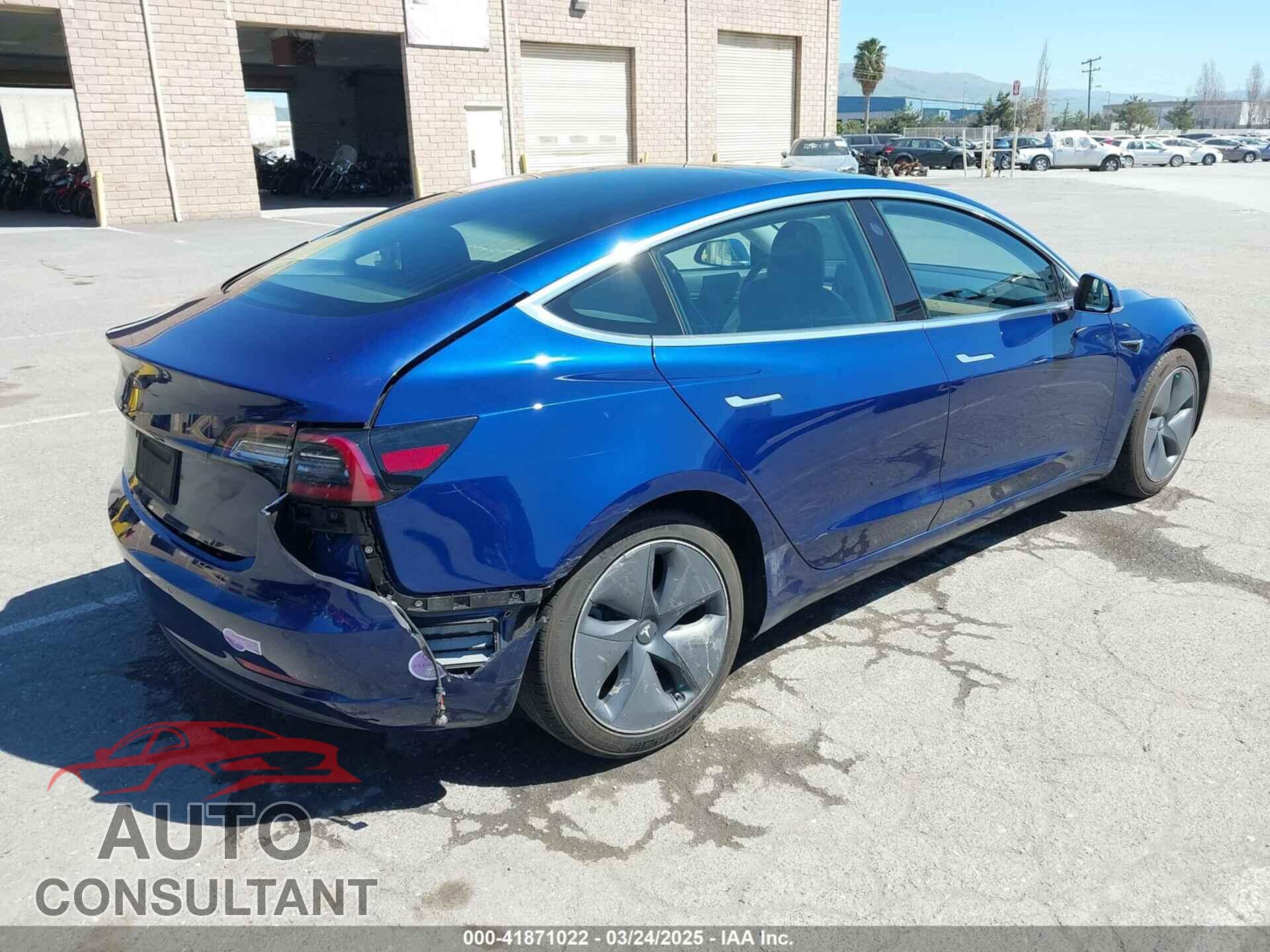 TESLA MODEL 3 2019 - 5YJ3E1EA0KF425079
