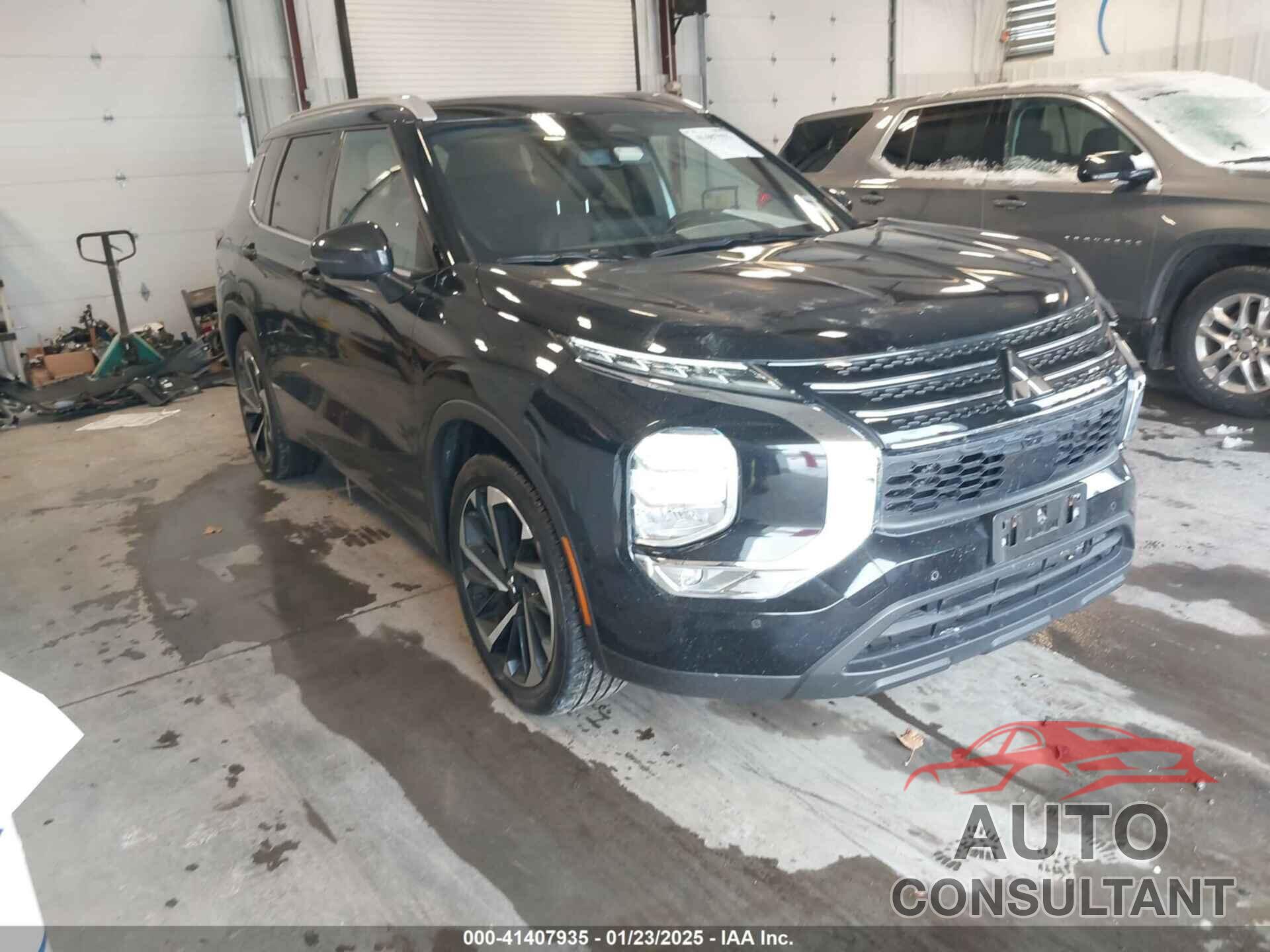 MITSUBISHI OUTLANDER 2022 - JA4J3VA83NZ027834