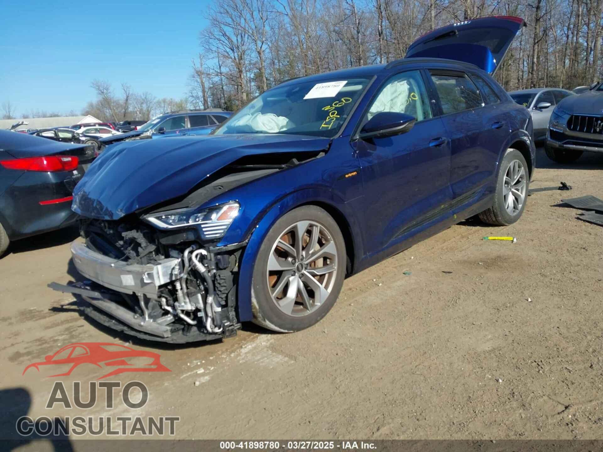 AUDI E-TRON 2021 - WA1LAAGE3MB018496