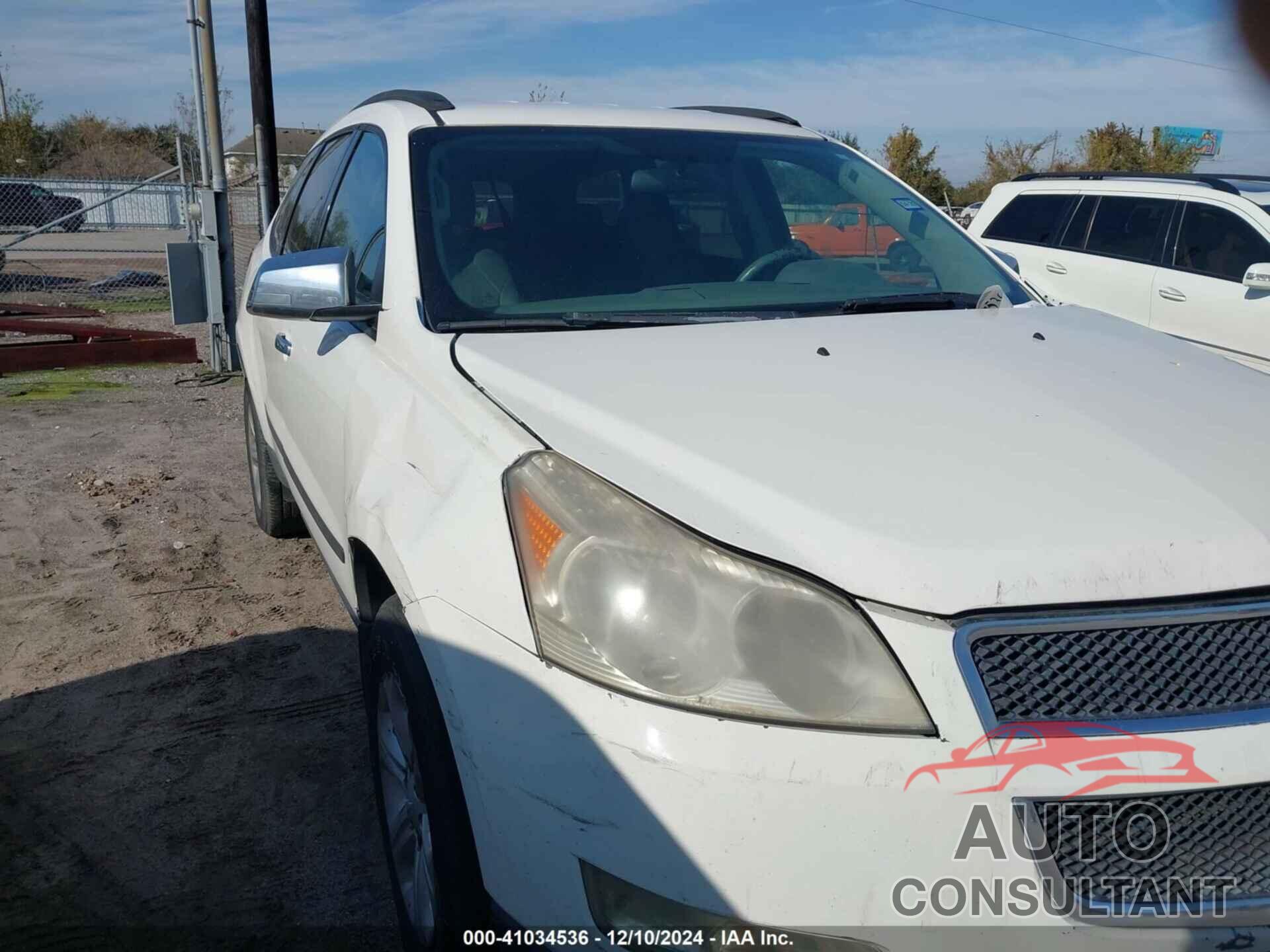 CHEVROLET TRAVERSE 2010 - 1GNLVEED3AJ252111