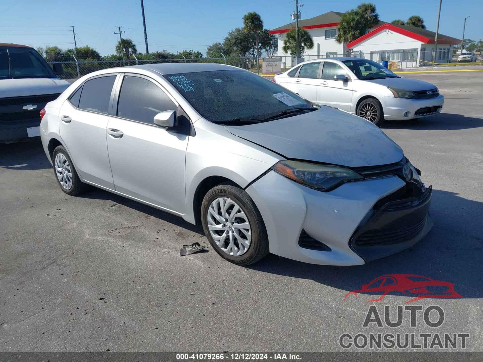 TOYOTA COROLLA 2017 - 5YFBURHE2HP727577