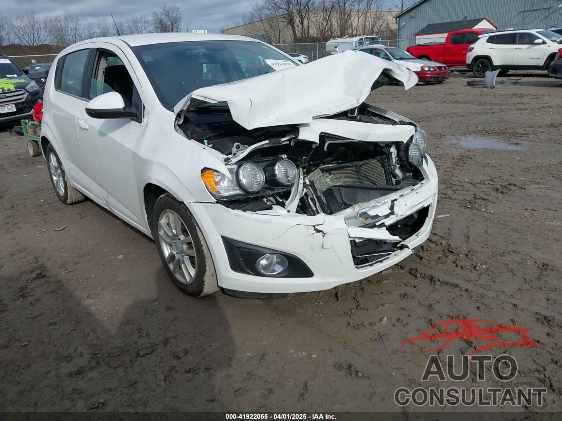 CHEVROLET SONIC 2012 - 1G1JC6SH3C4138316