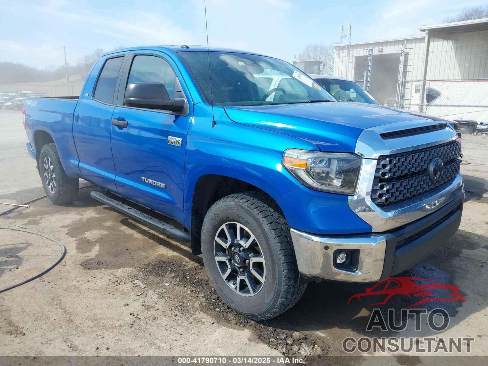 TOYOTA TUNDRA 2018 - 5TFUY5F11JX690969