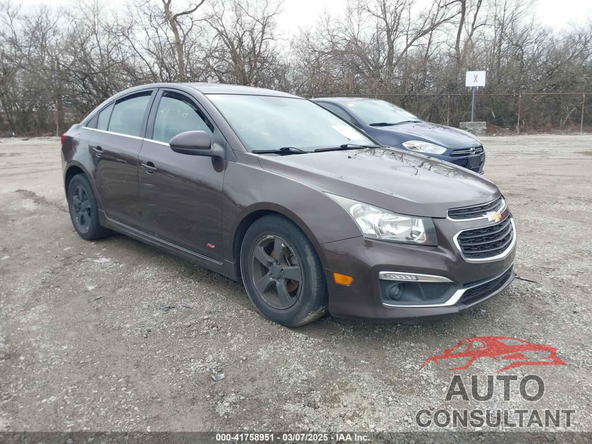CHEVROLET CRUZE 2015 - 1G1PC5SB3F7123897