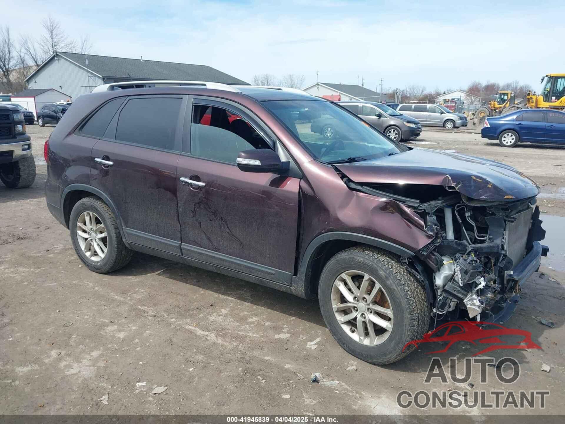 KIA SORENTO 2015 - 5XYKT4A61FG624905