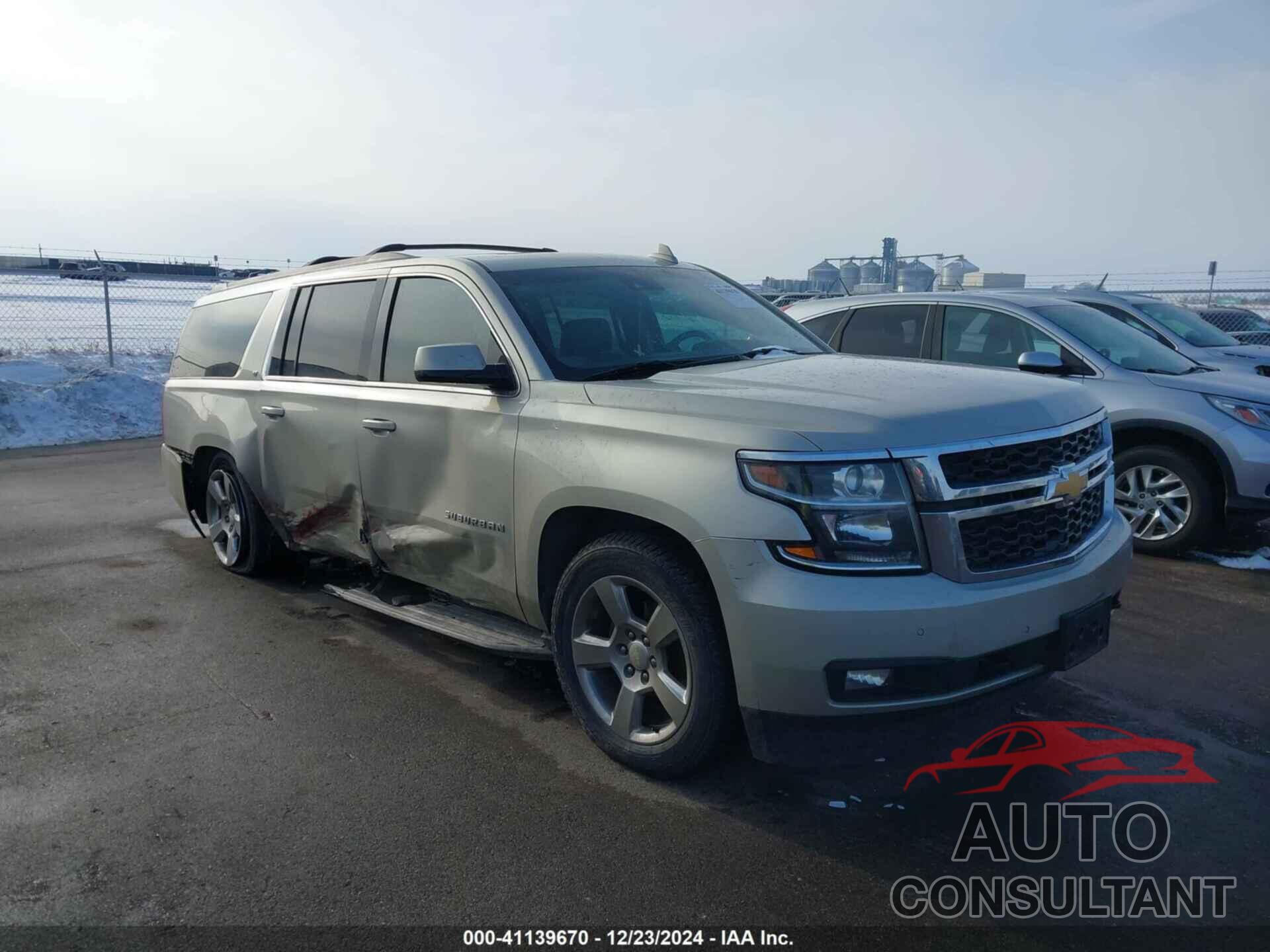 CHEVROLET SUBURBAN 2017 - 1GNSKHKC3HR334076