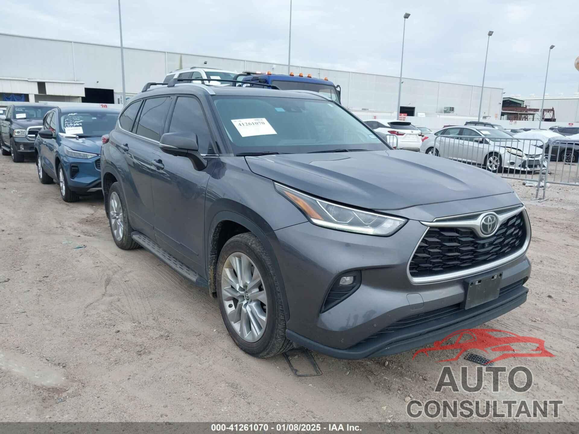TOYOTA HIGHLANDER 2023 - 5TDKDRAH8PS523005
