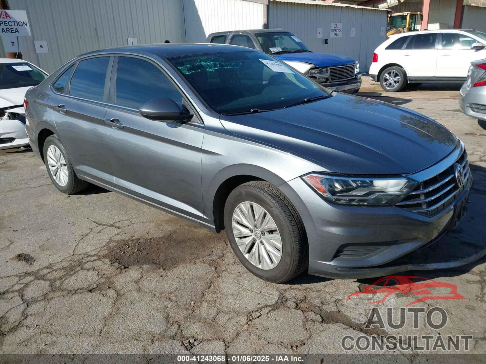 VOLKSWAGEN JETTA 2019 - 3VWC57BUXKM058086