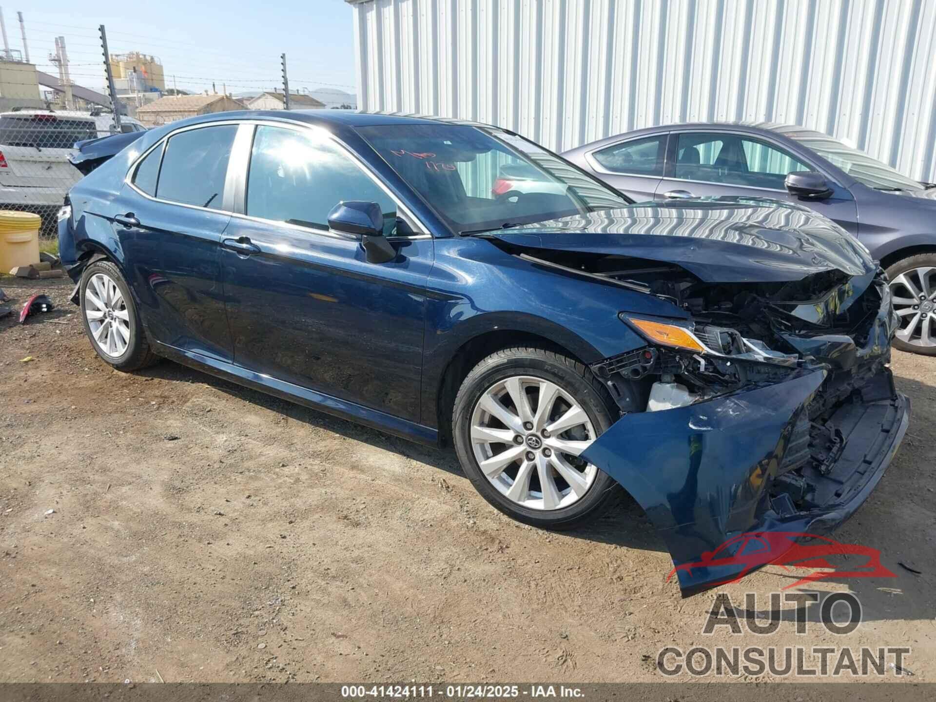 TOYOTA CAMRY 2019 - 4T1B11HK6KU730987