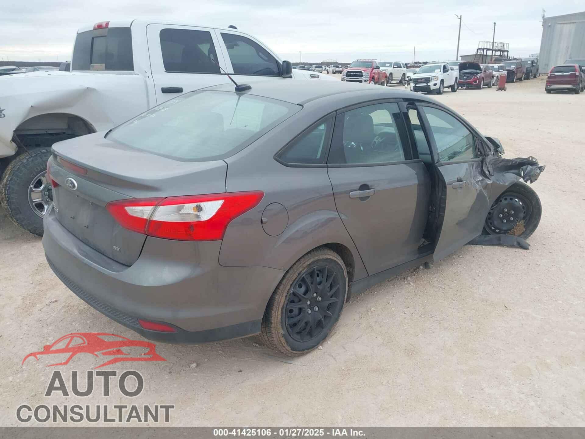 FORD FOCUS 2012 - 1FAHP3F20CL267334