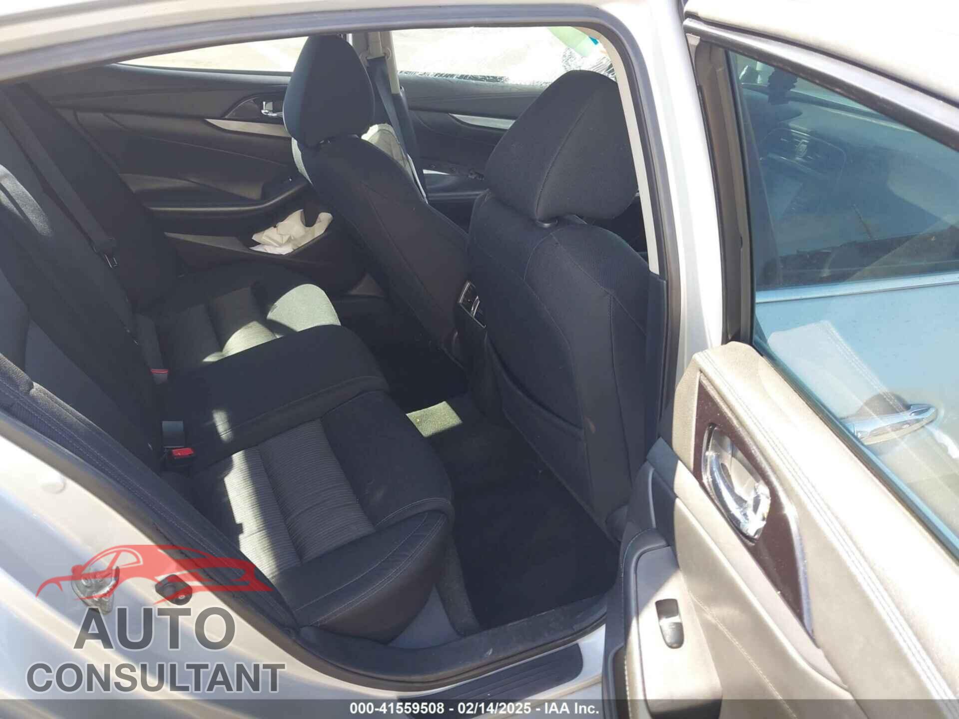 NISSAN MAXIMA 2016 - 1N4AA6AP1GC411633