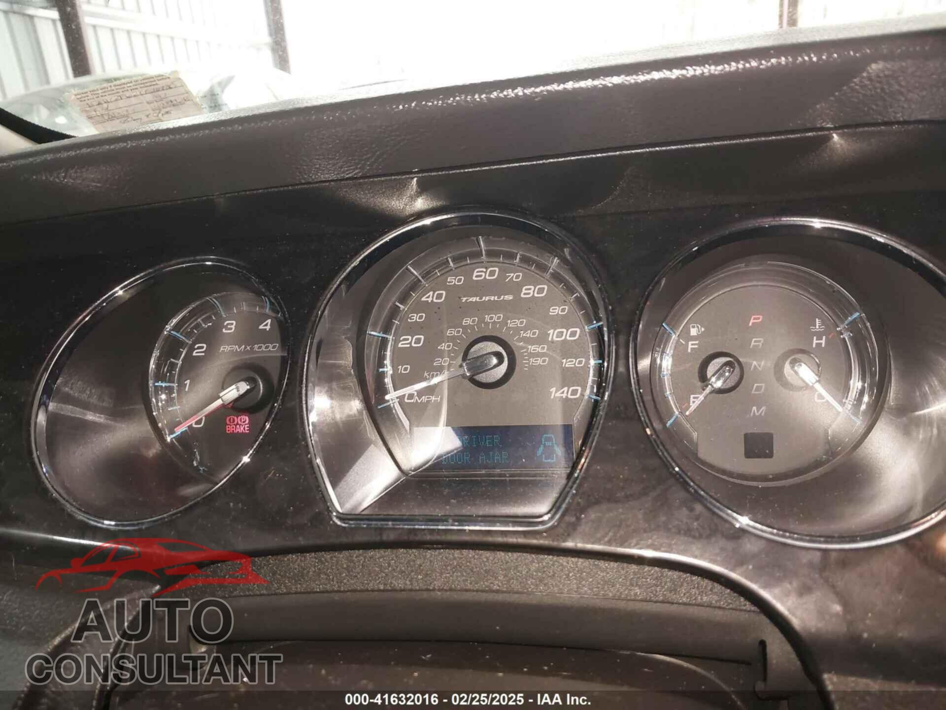 FORD TAURUS 2012 - 1FAHP2FW2CG107865