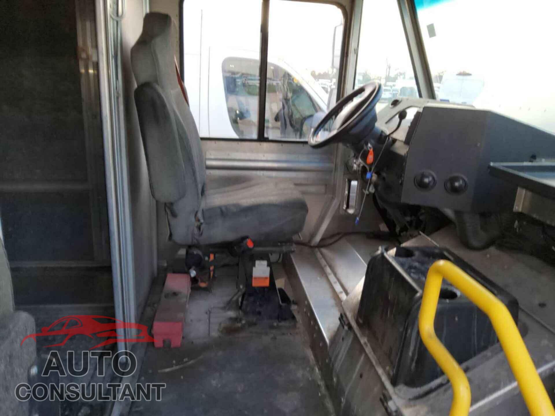 FORD E-450 STRIPPED 2013 - 1FC4E4KL1DDA84006