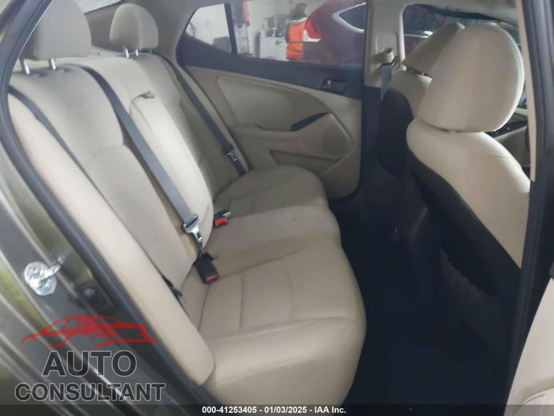 KIA OPTIMA 2012 - 5XXGM4A71CG069417