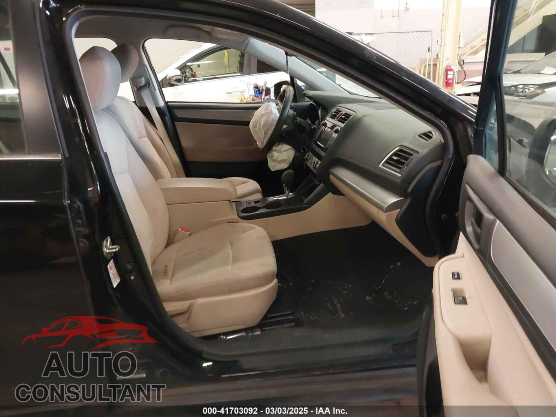 SUBARU OUTBACK 2018 - 4S4BSAAC3J3320006