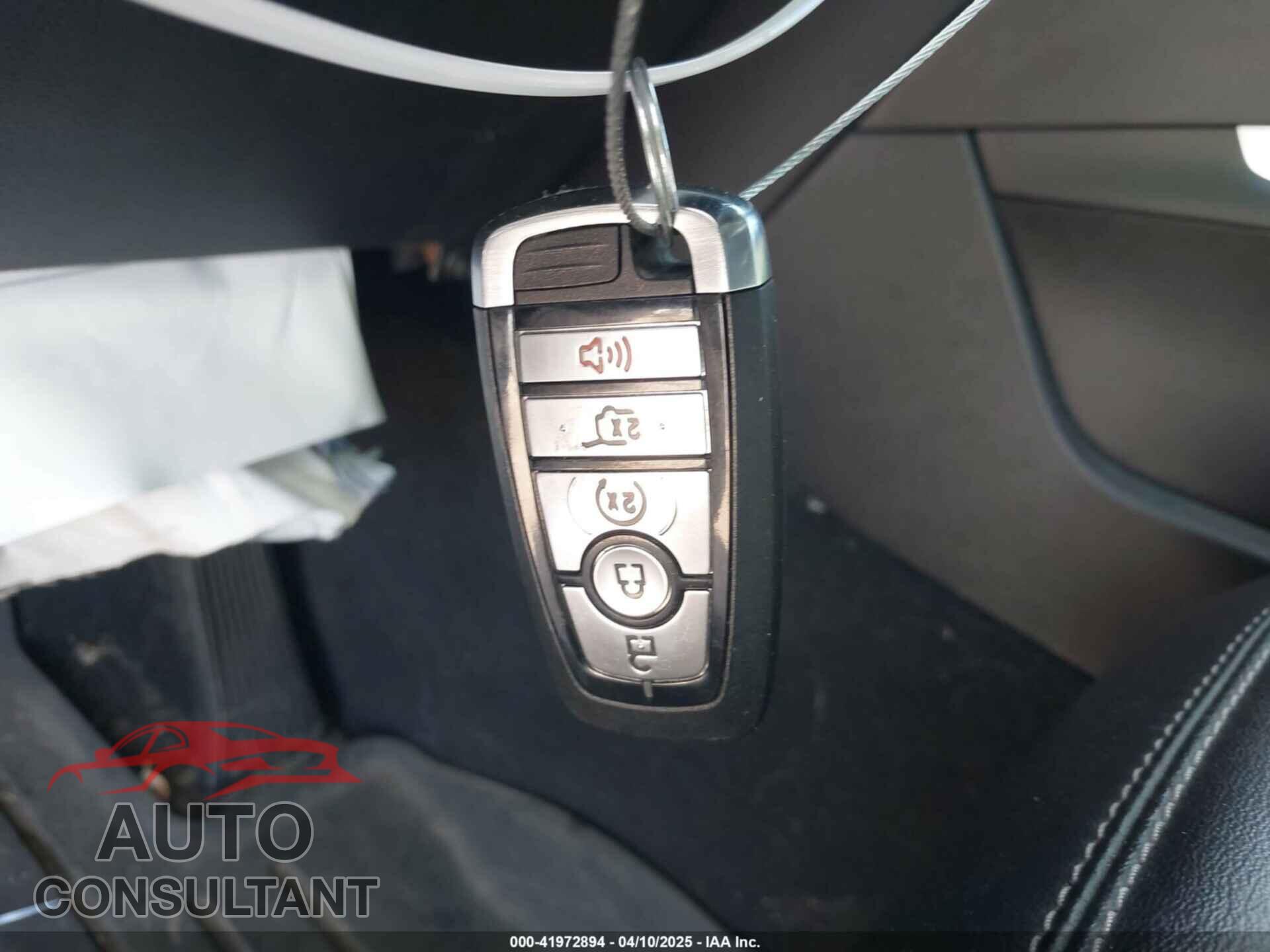 FORD EXPLORER 2022 - 1FMSK7DHXNGA30211