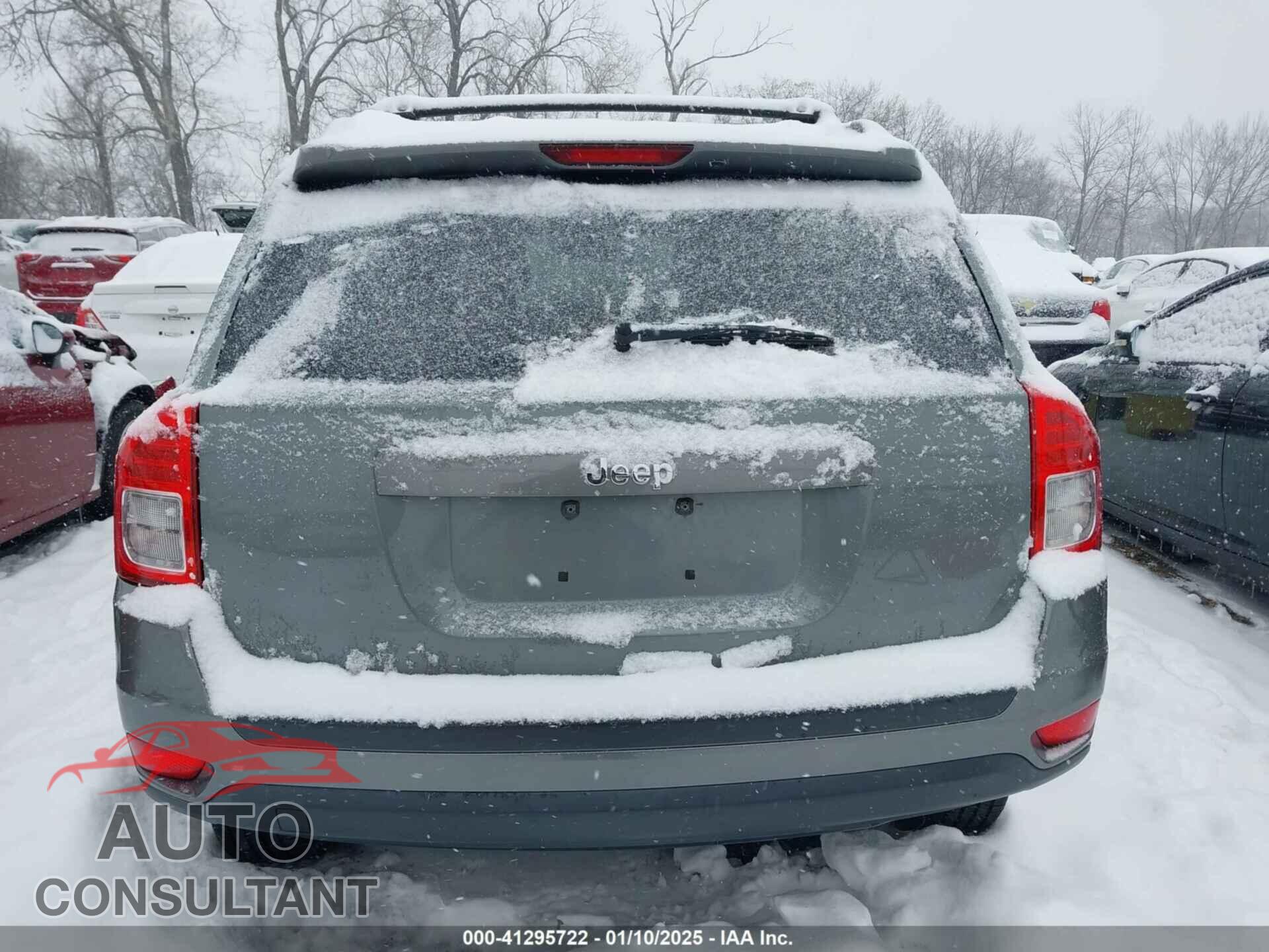 JEEP COMPASS 2011 - 1J4NT1FA5BD261018