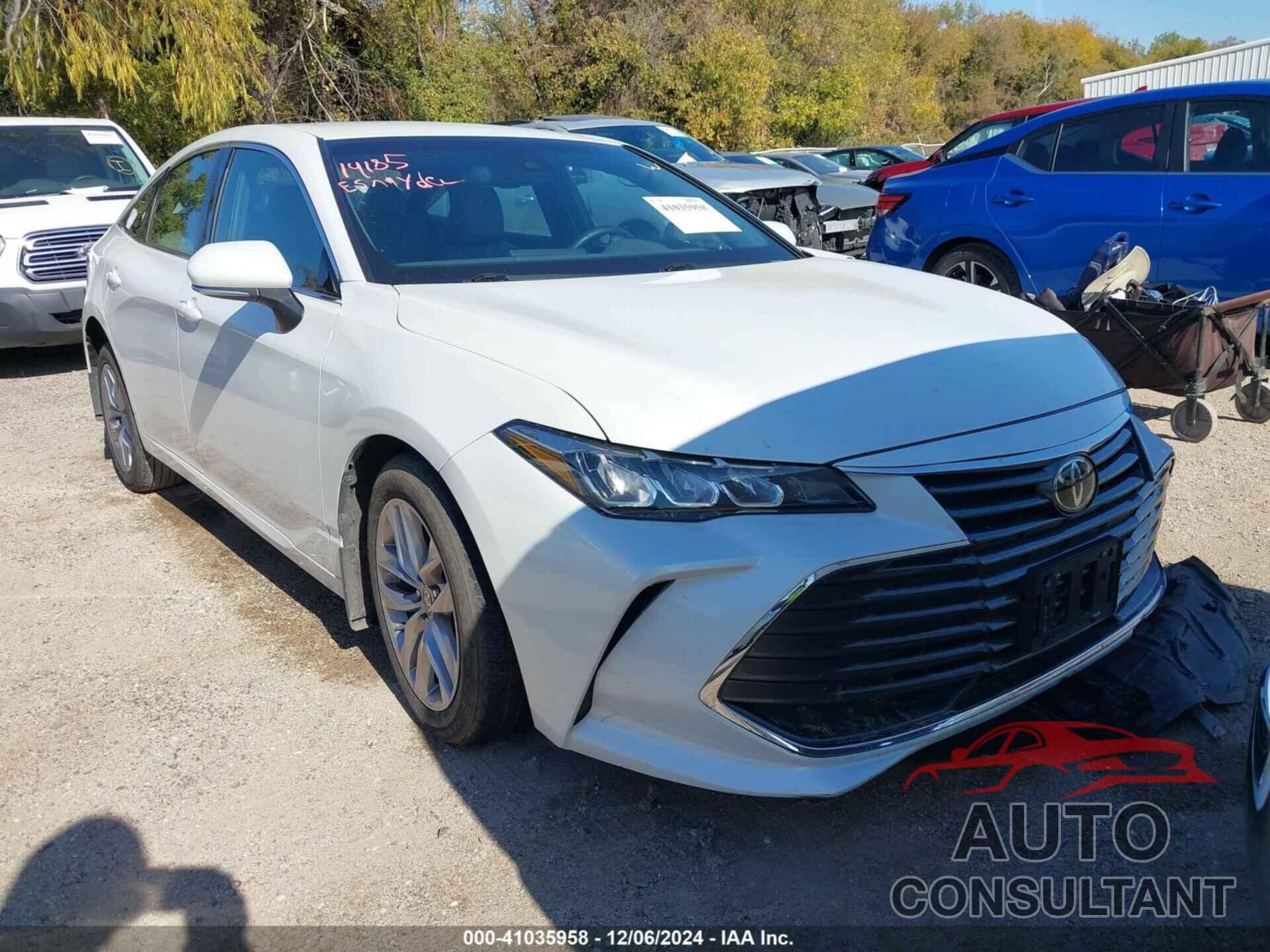 TOYOTA AVALON 2022 - 4T1JZ1FB9NU088003