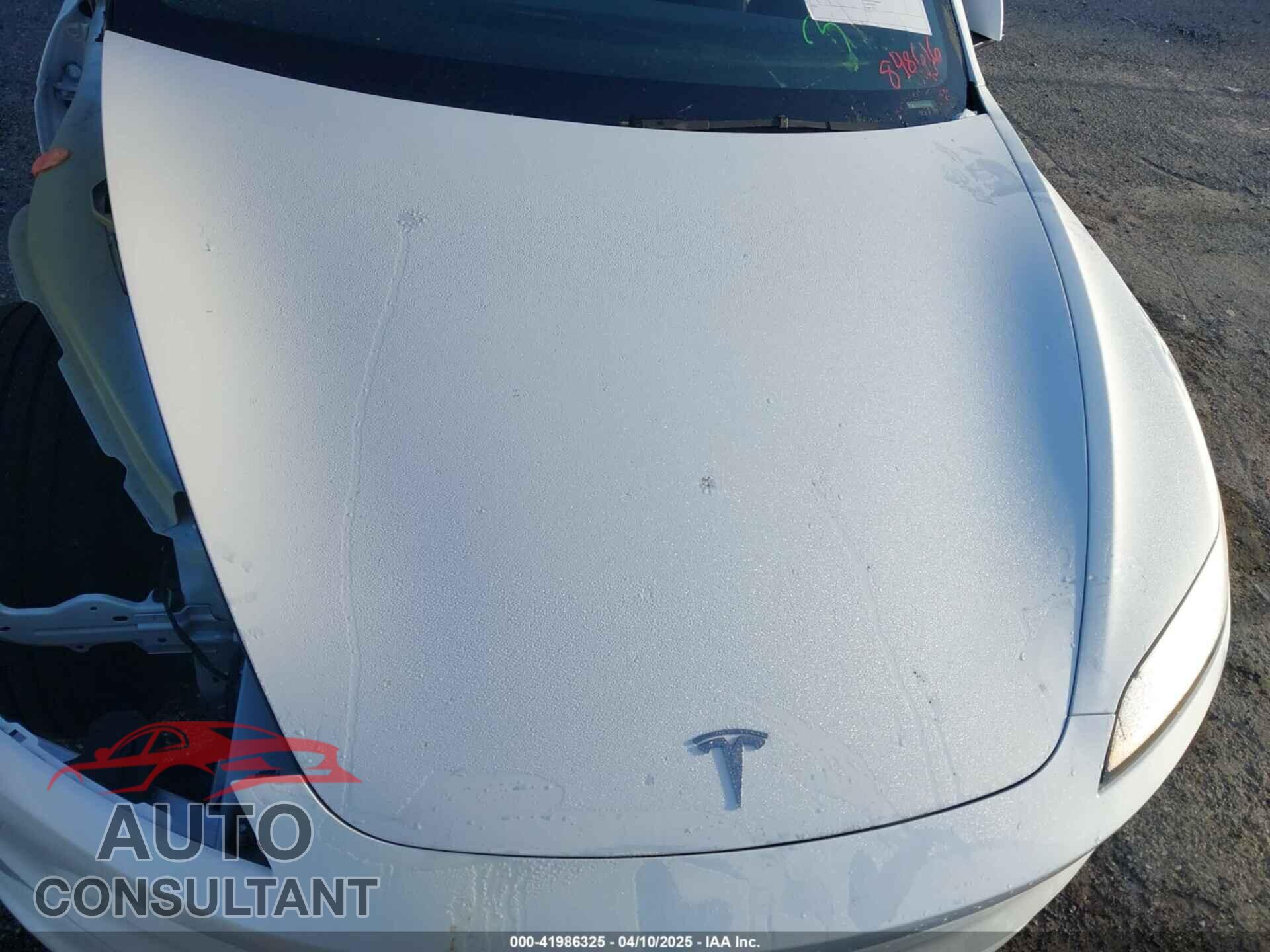 TESLA MODEL 3 2024 - 5YJ3E1EA8RF848616