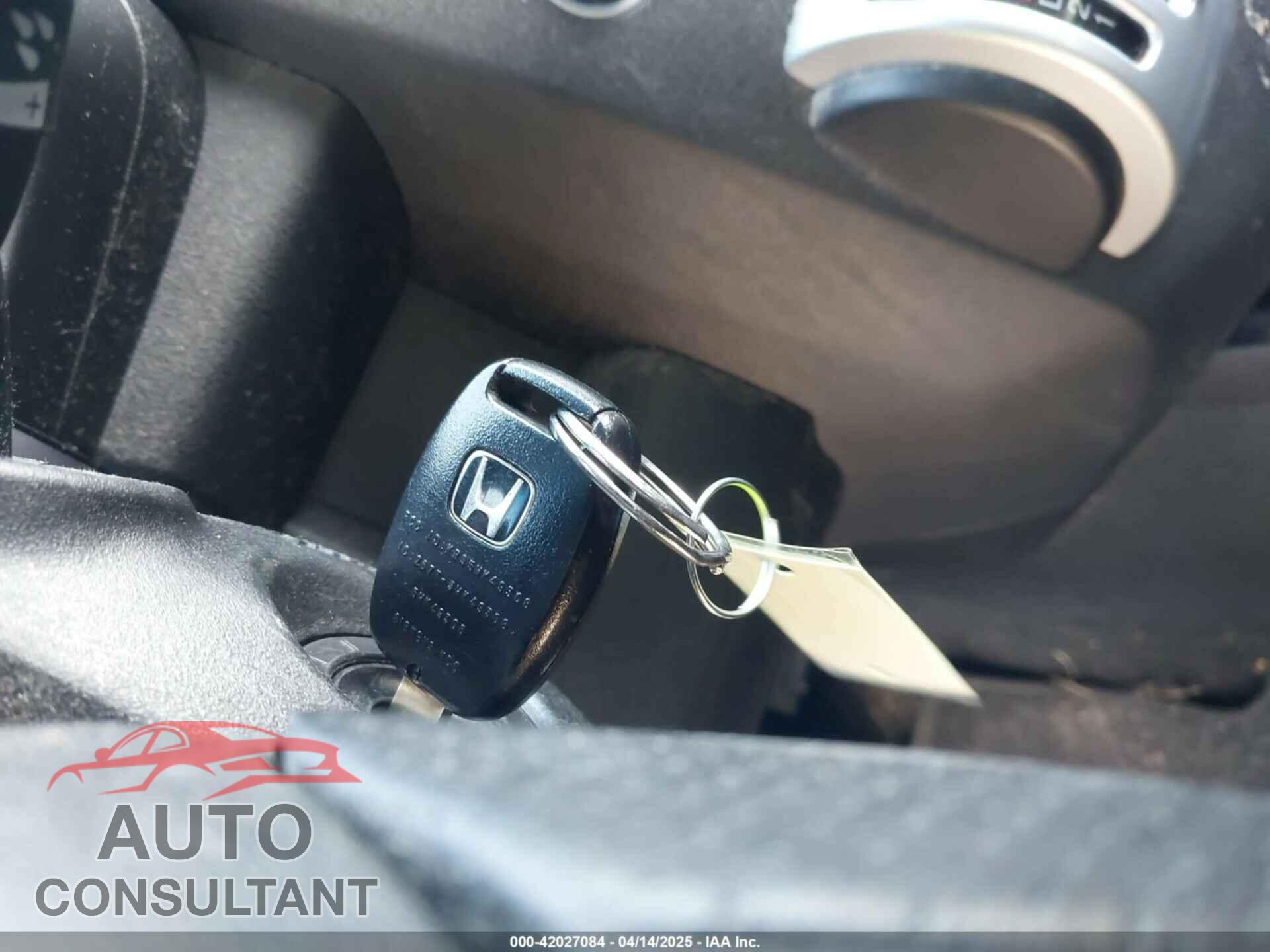 HONDA PILOT 2011 - 5FNYF4H58BB060797