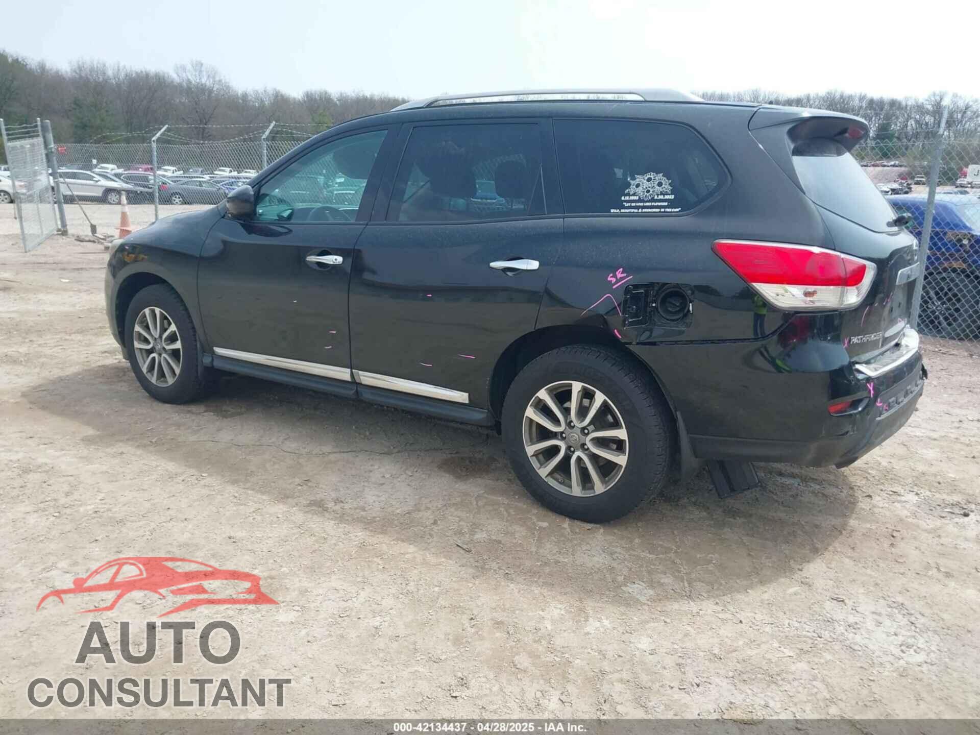 NISSAN PATHFINDER 2014 - 5N1AR2MM7EC623877