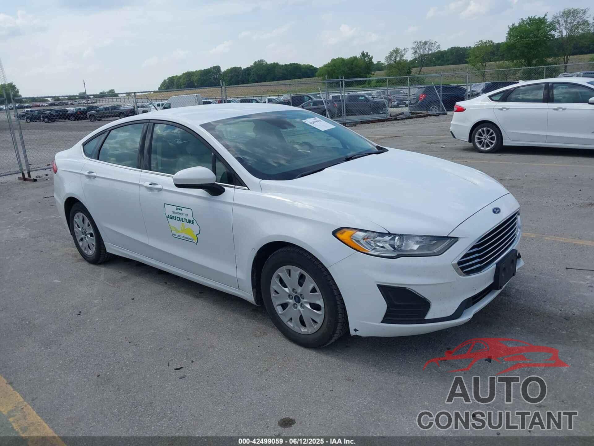 FORD FUSION 2019 - 3FA6P0G72KR154050