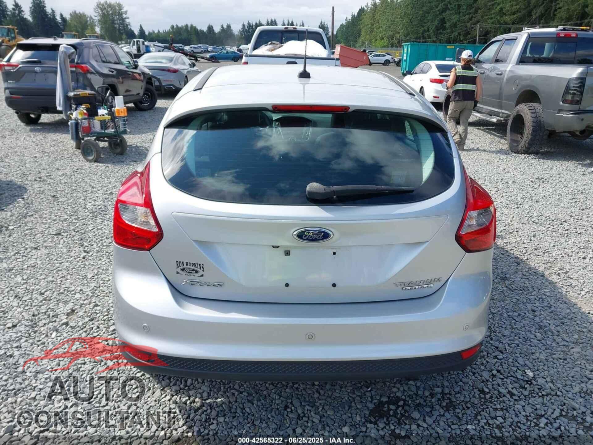 FORD FOCUS 2014 - 1FADP3N20EL160982