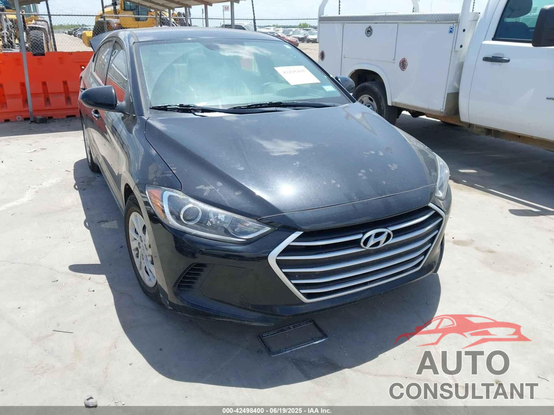 HYUNDAI ELANTRA 2018 - 5NPD74LF9JH331670