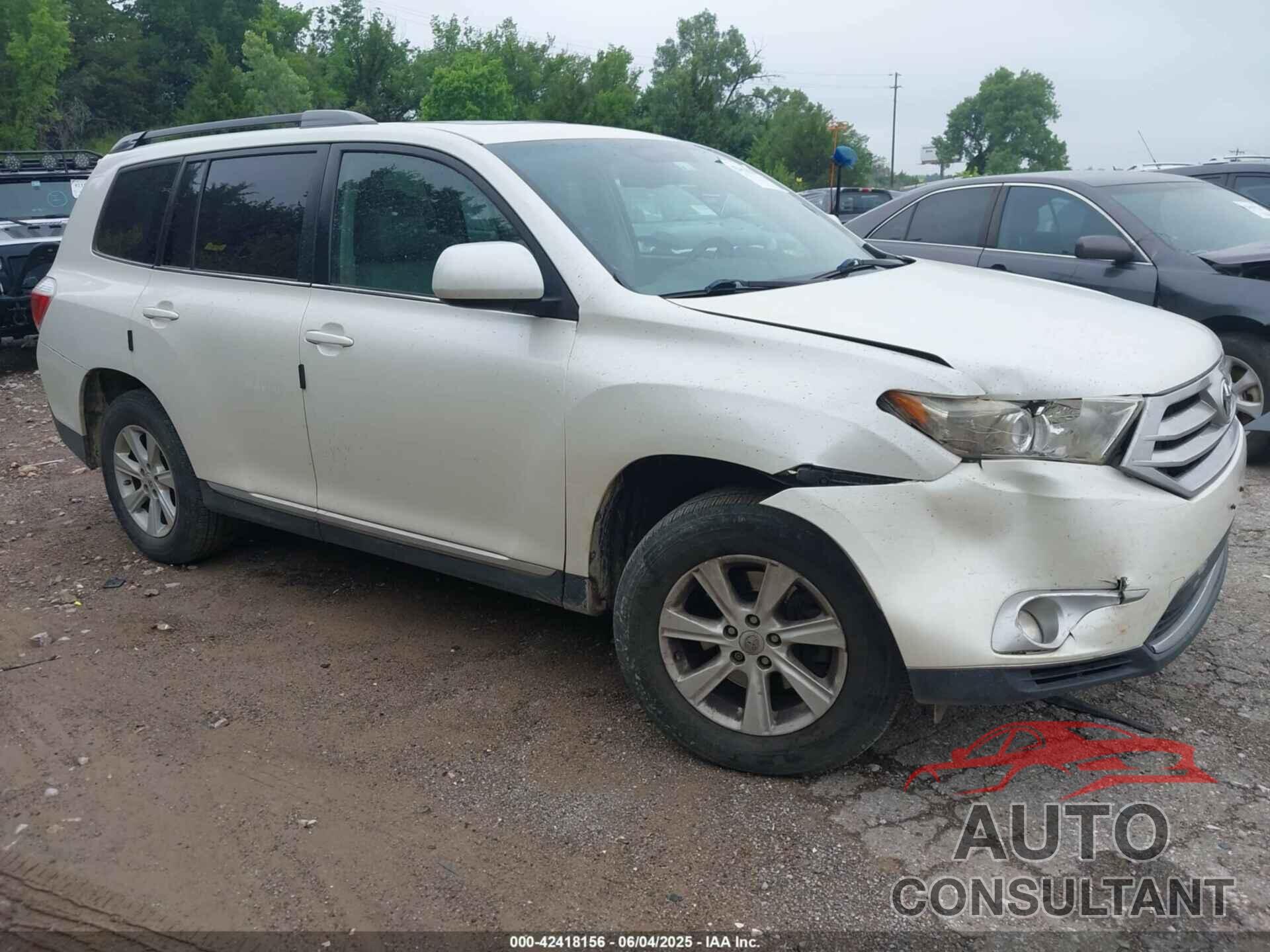 TOYOTA HIGHLANDER 2012 - 5TDBK3EHXCS151884