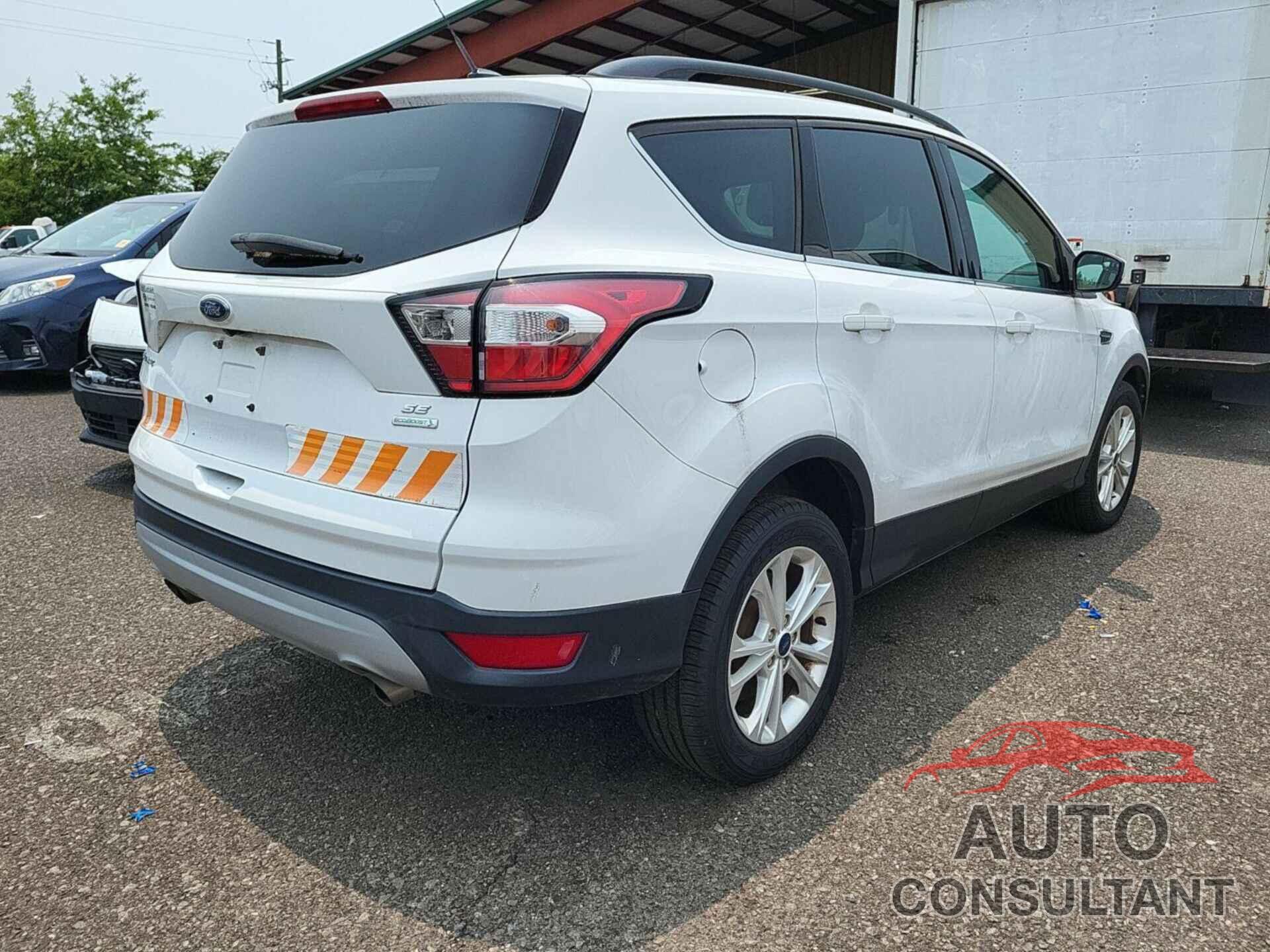 FORD ESCAPE 2018 - 1FMCU0GD6JUC13180