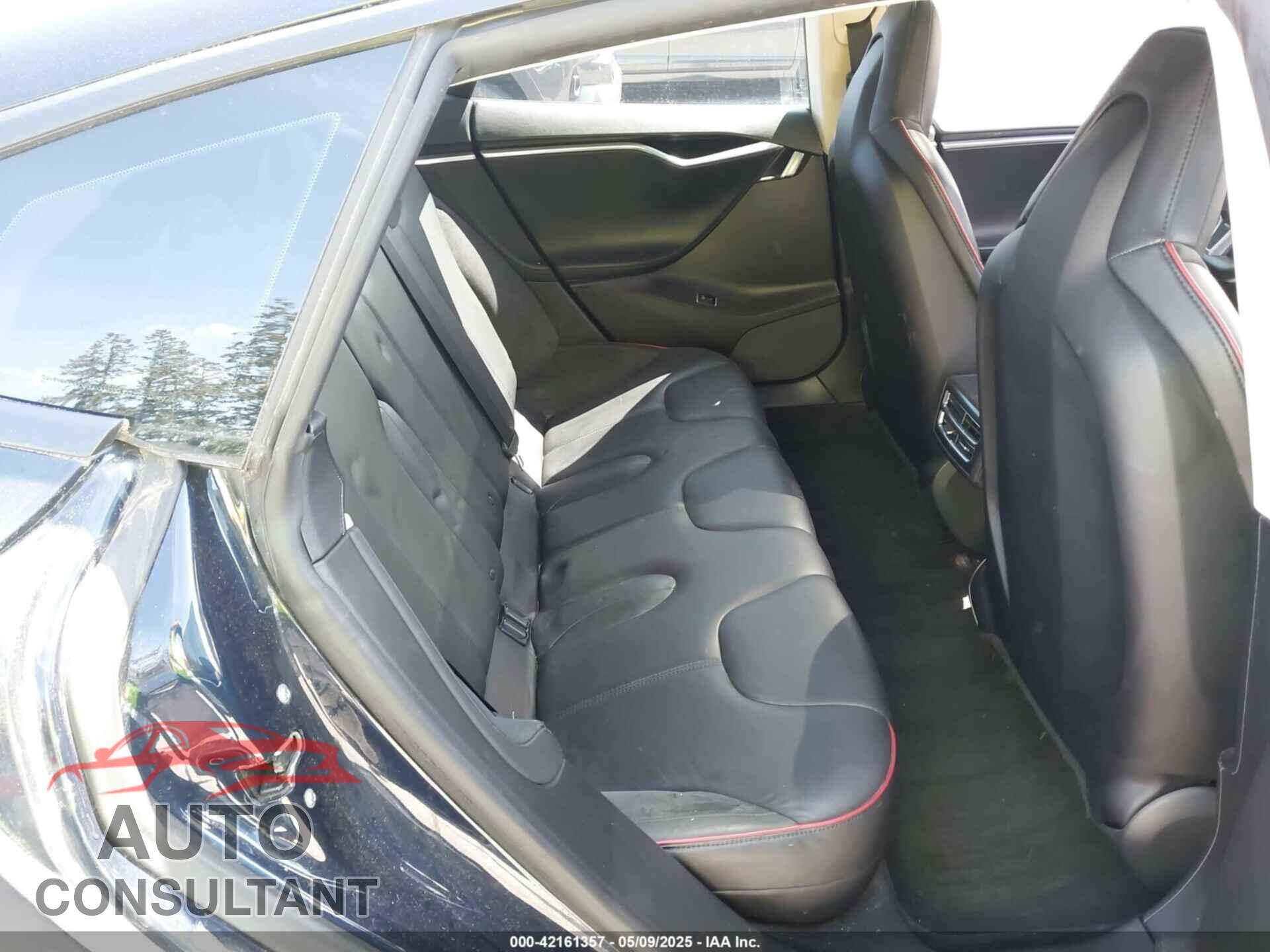 TESLA MODEL S 2013 - 5YJSA1DP2DFP06669