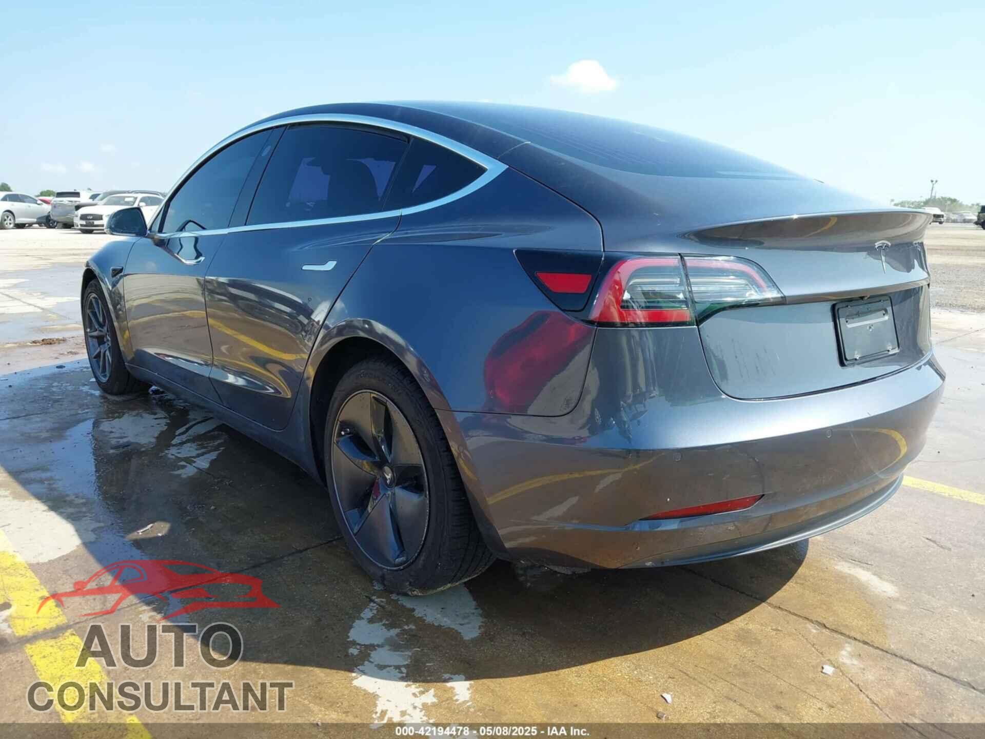 TESLA MODEL 3 2019 - 5YJ3E1EA7KF298816