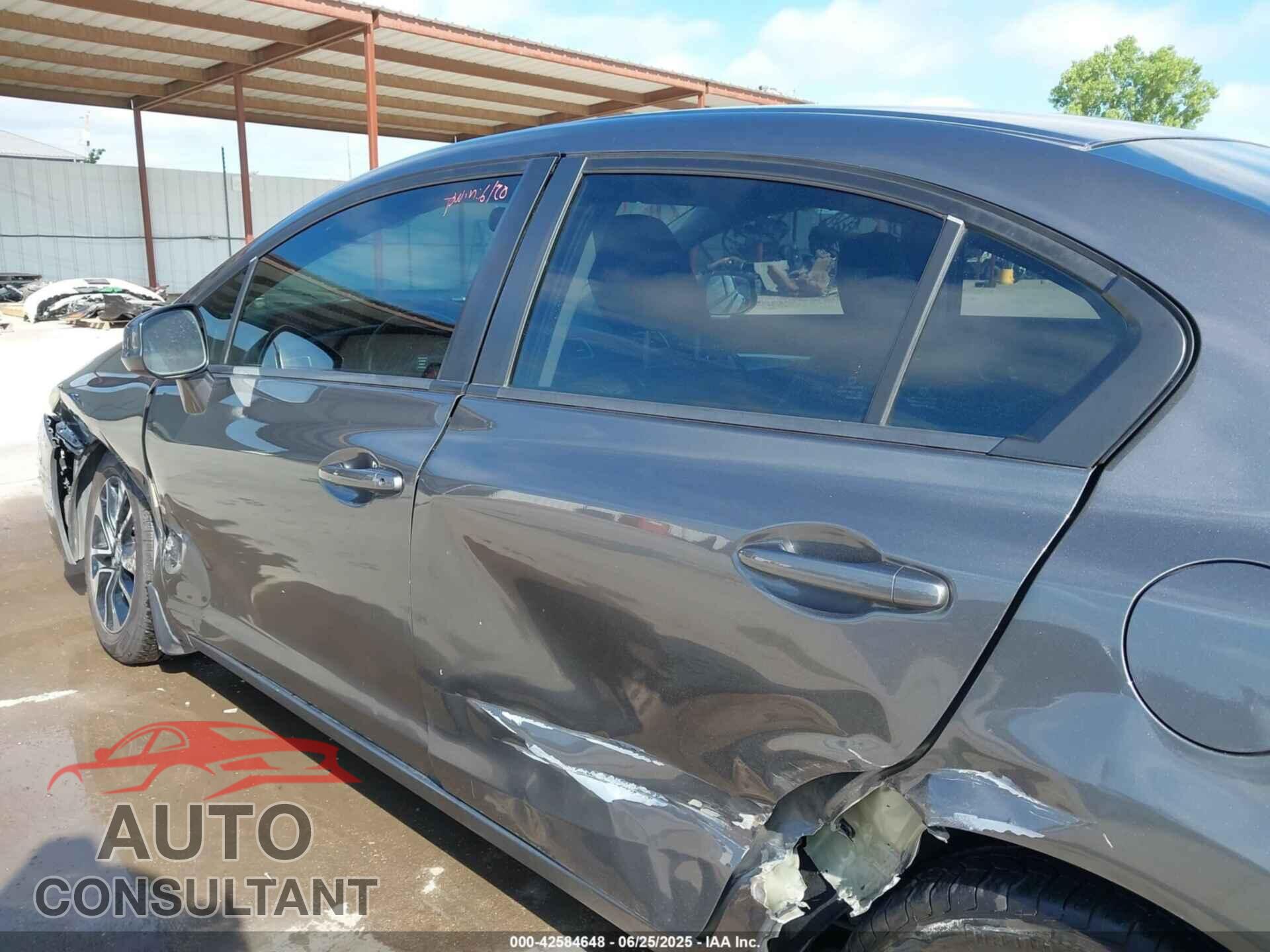 HONDA CIVIC 2013 - 2HGFB2F96DH542440