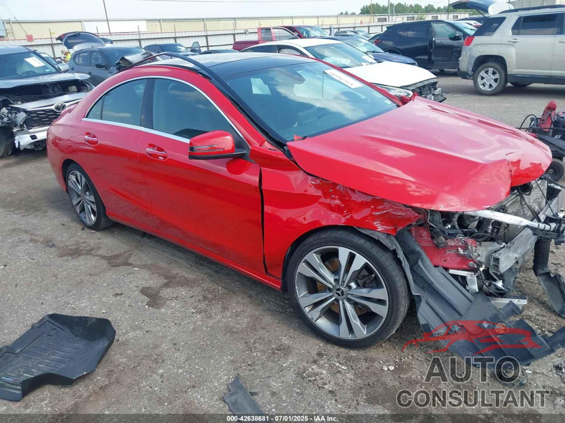 MERCEDES-BENZ CLA 250 2019 - WDDSJ4GB3KN750282