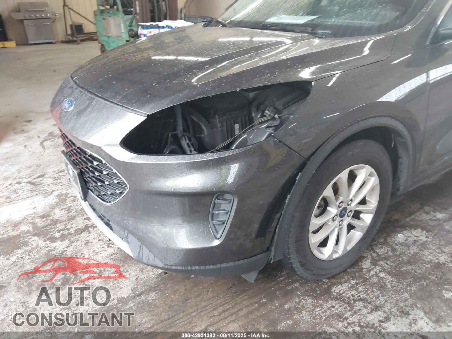 FORD ESCAPE 2020 - 1FMCU0G64LUA62375