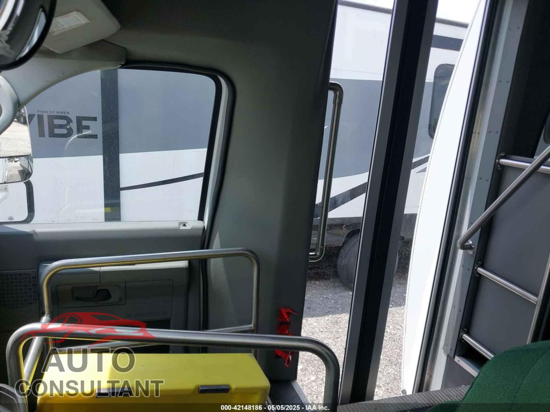 FORD E-350 CUTAWAY 2011 - 1FDWE3FL3BDB15178