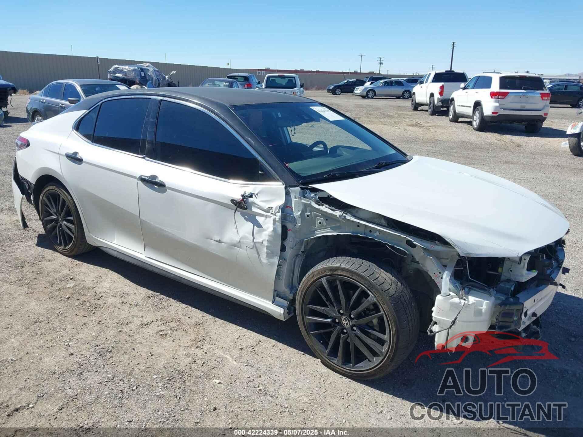 TOYOTA CAMRY 2022 - 4T1K61AK8NU005679