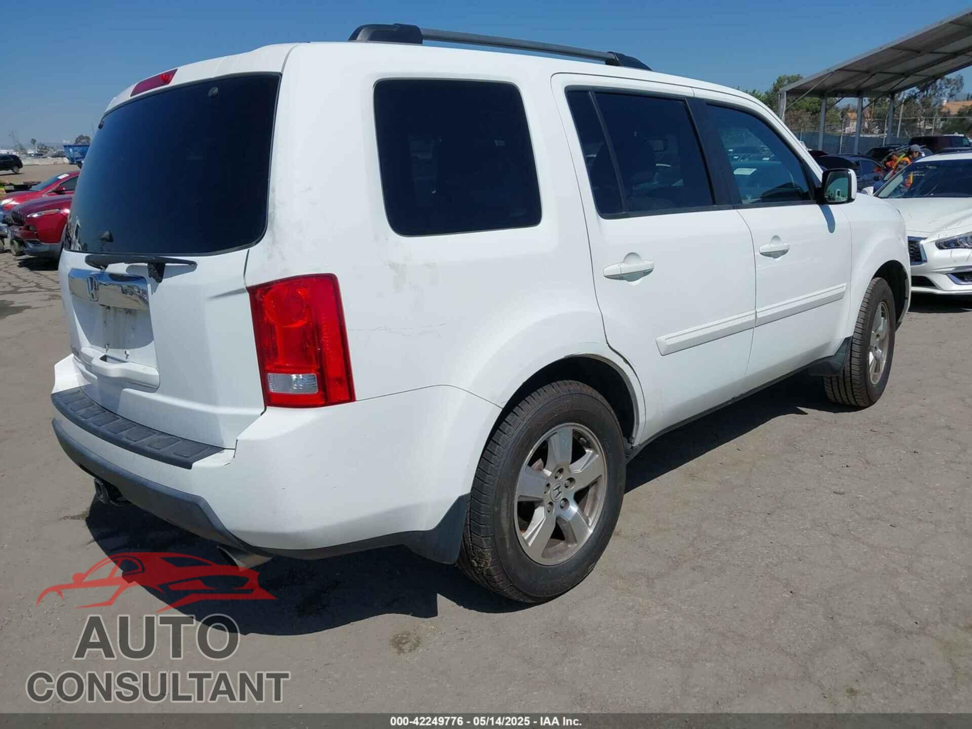 HONDA PILOT 2011 - 5FNYF3H57BB033570