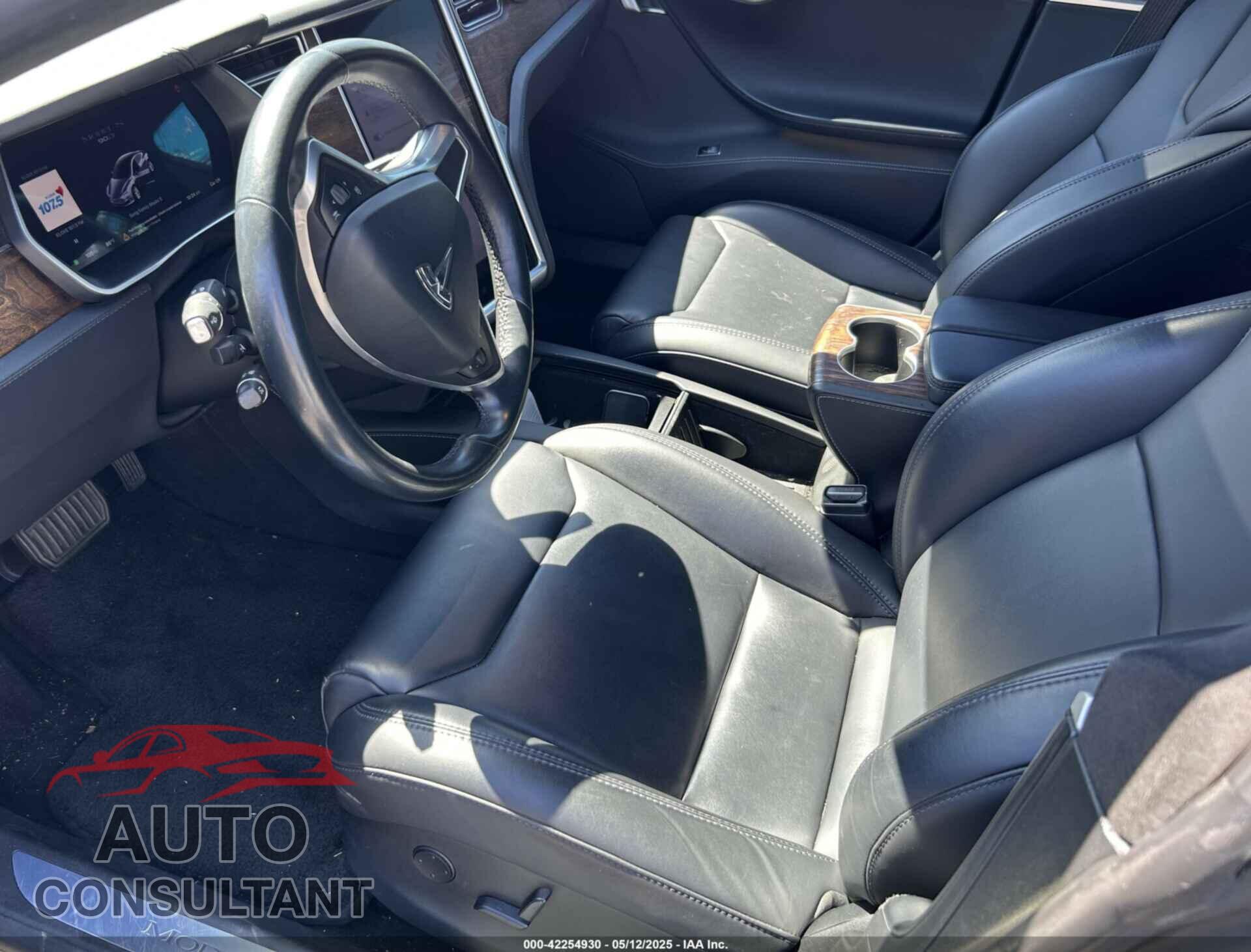 TESLA MODEL S 2017 - 5YJSA1E26HF215014