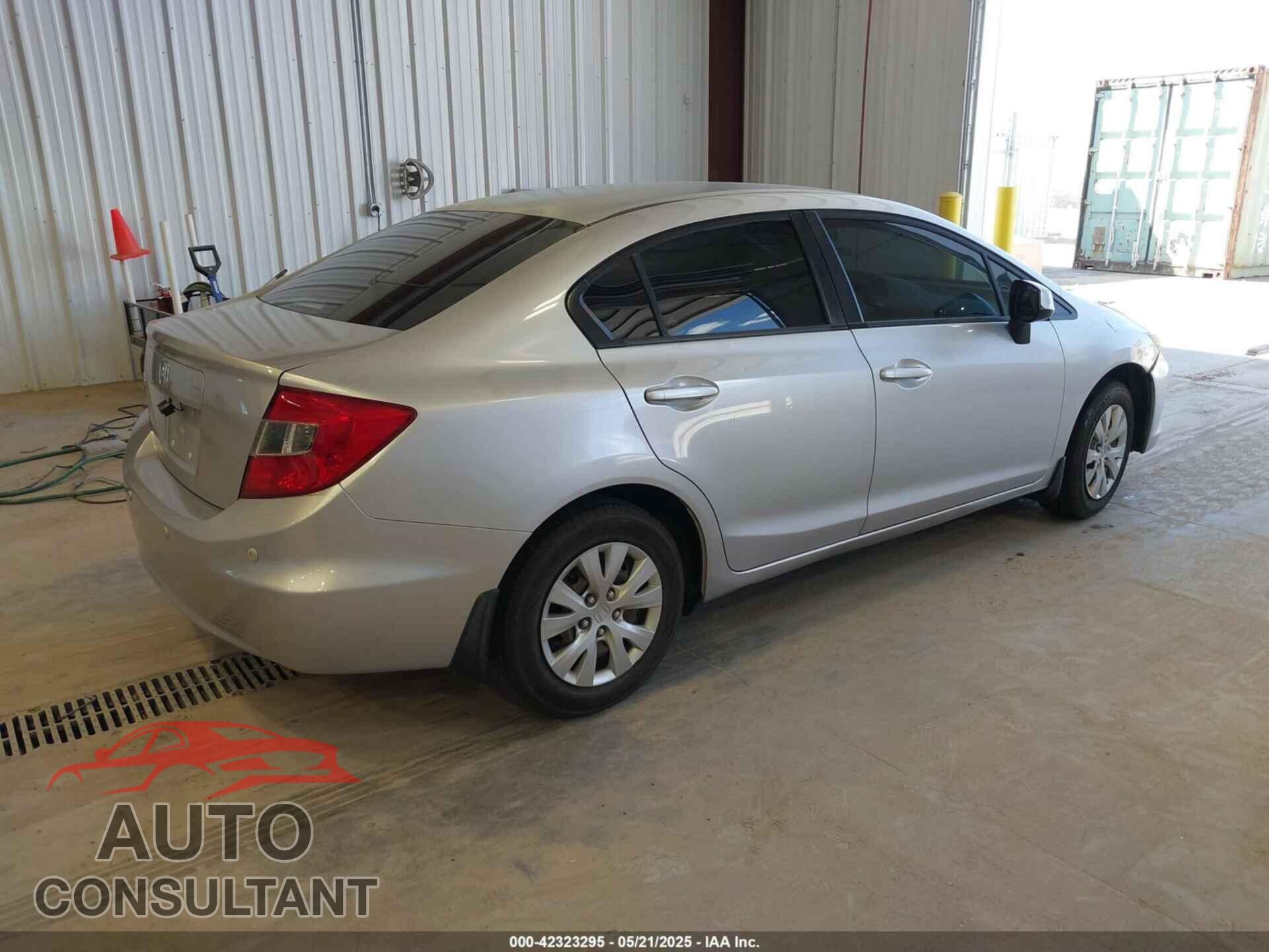 HONDA CIVIC 2012 - 2HGFB2F59CH305890