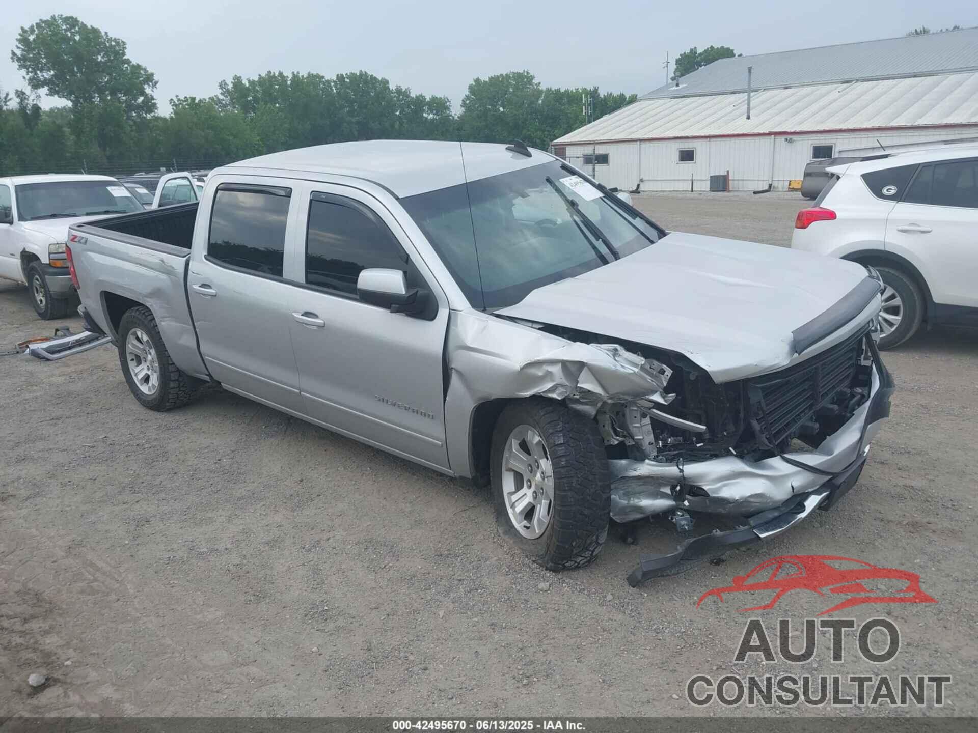 CHEVROLET SILVERADO 1500 2018 - 3GCUKREC1JG159108