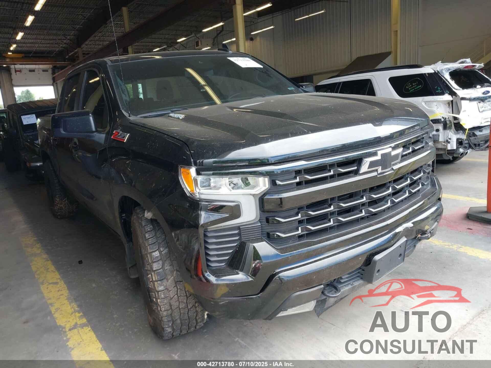 CHEVROLET SILVERADO 1500 2022 - 1GCUDEET8NZ622077