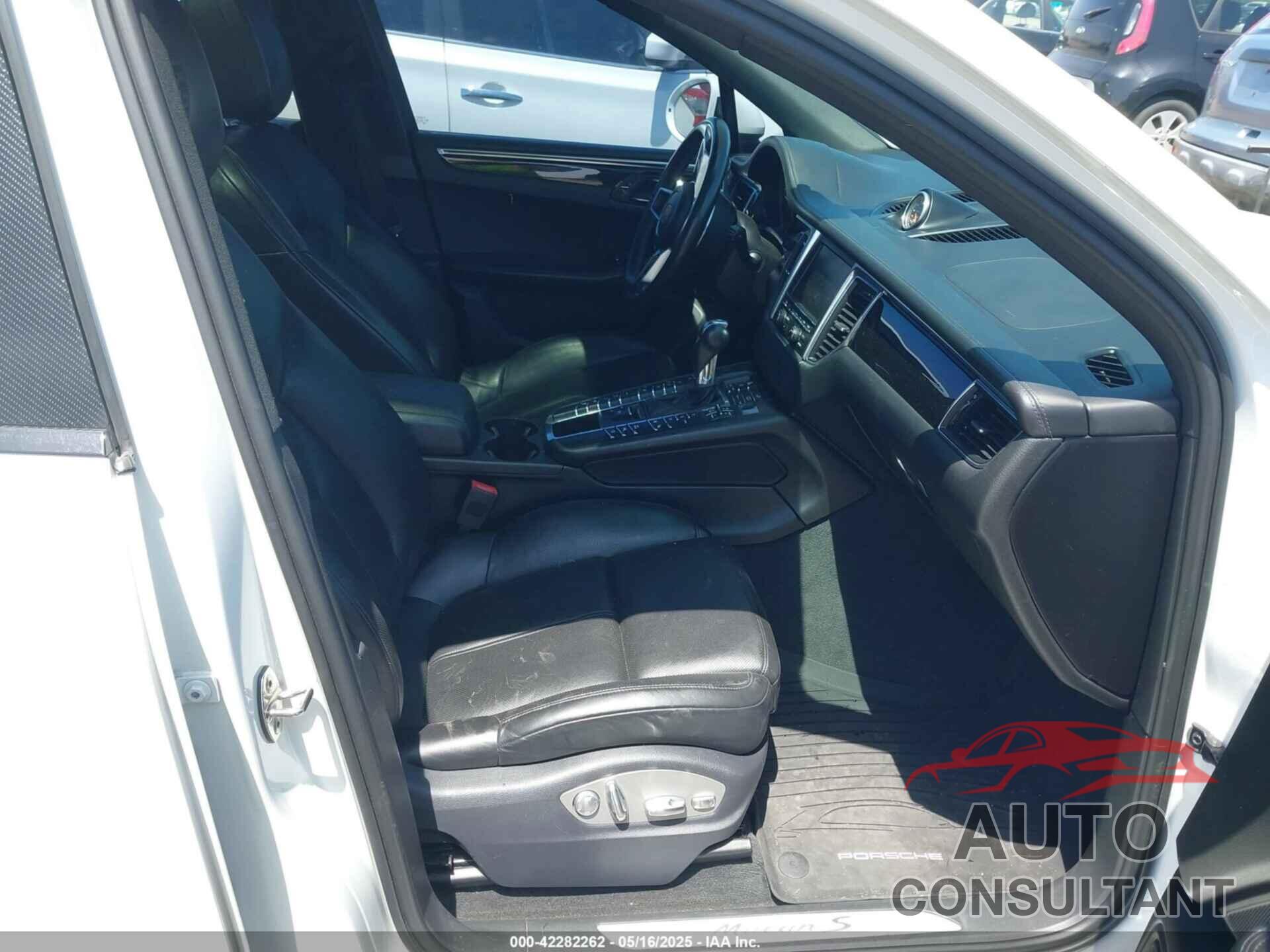 PORSCHE MACAN 2015 - WP1AB2A52FLB59239