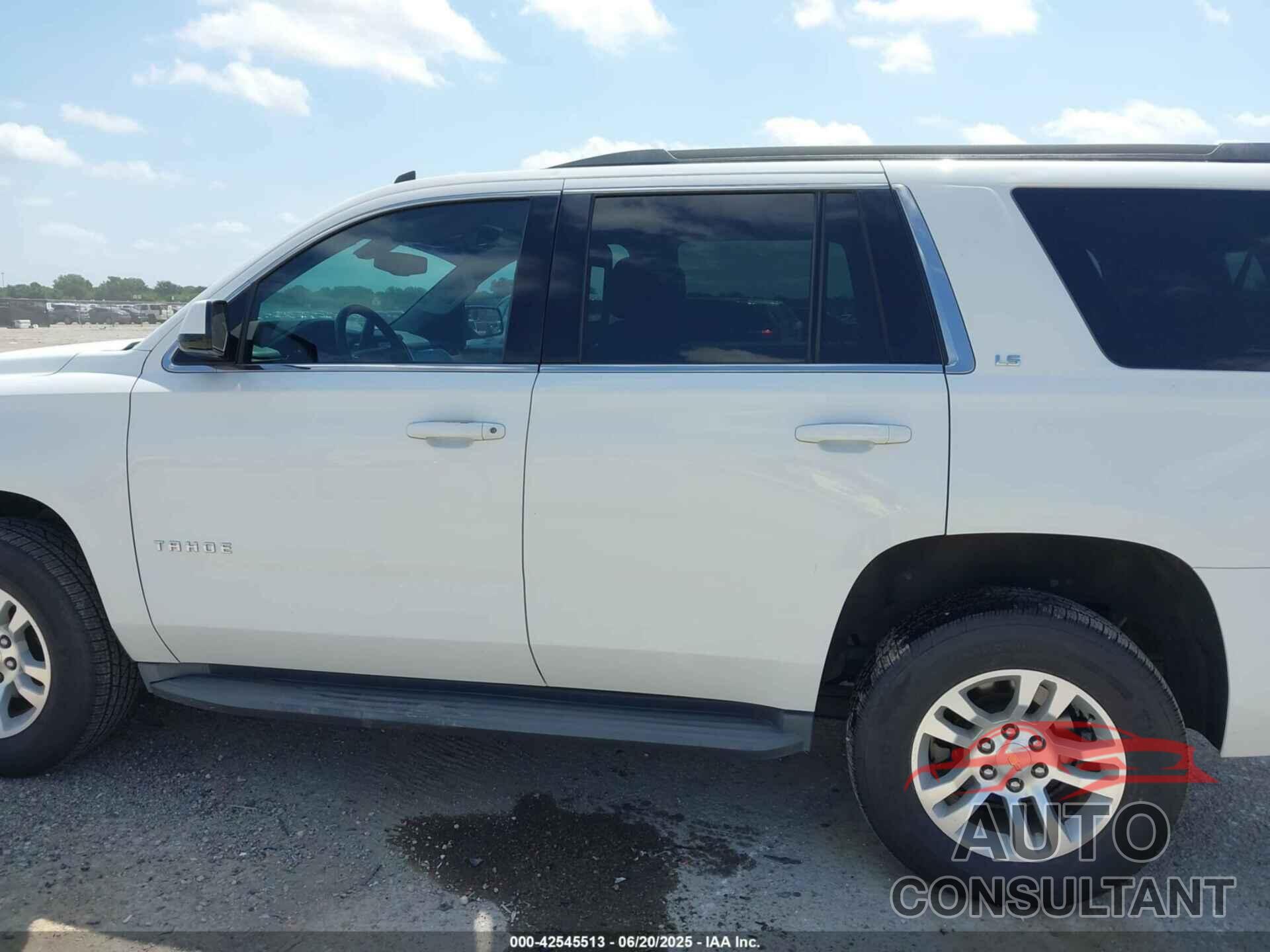 CHEVROLET TAHOE 2015 - 1GNSCAKC6FR239156