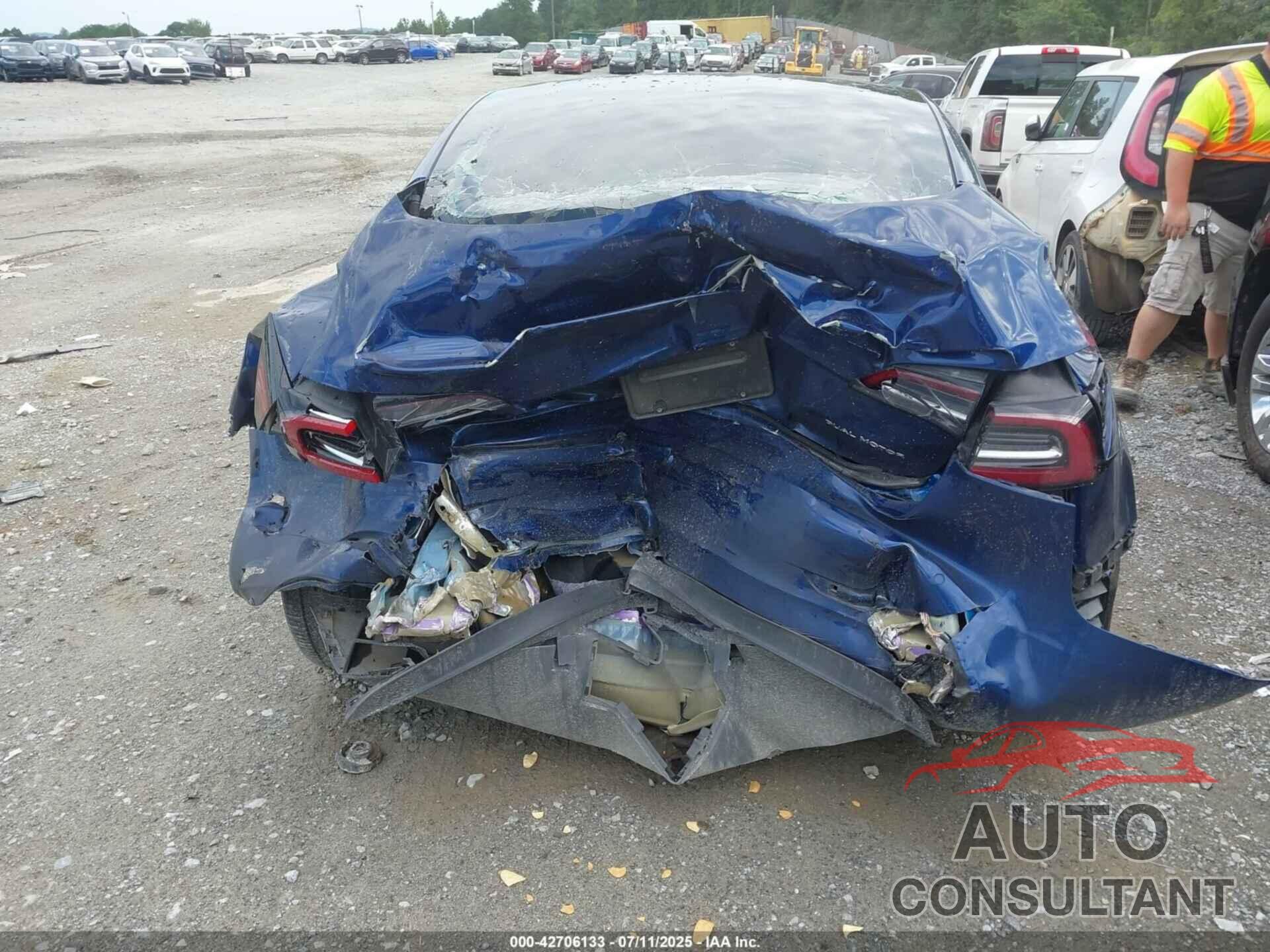 TESLA MODEL 3 2022 - 5YJ3E1EBXNF163570