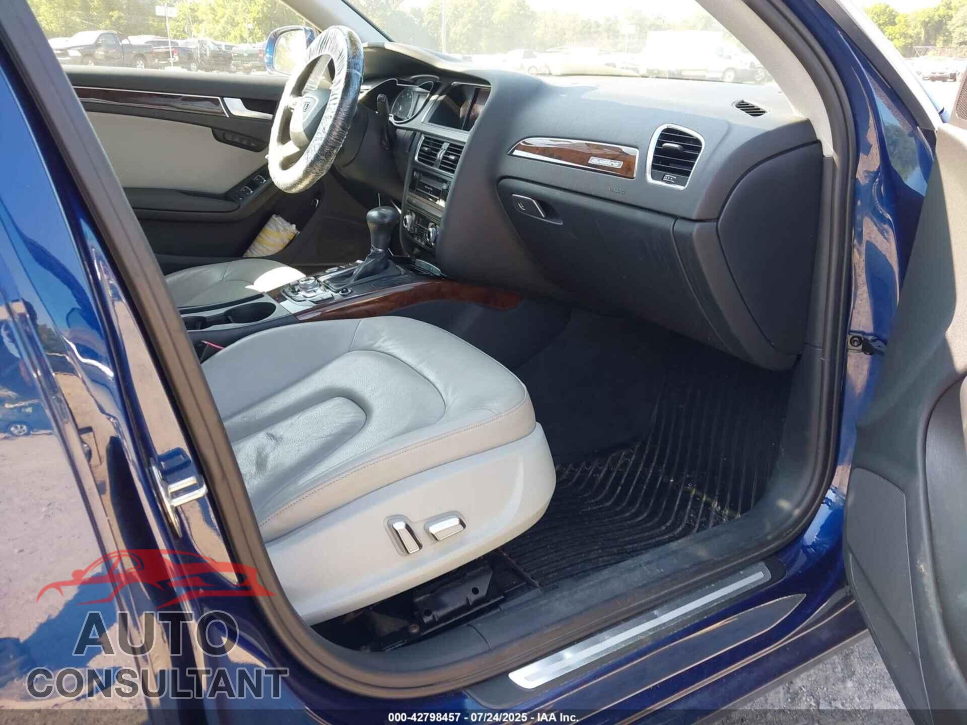 AUDI A4 2013 - WAUFFBFL6DA181981